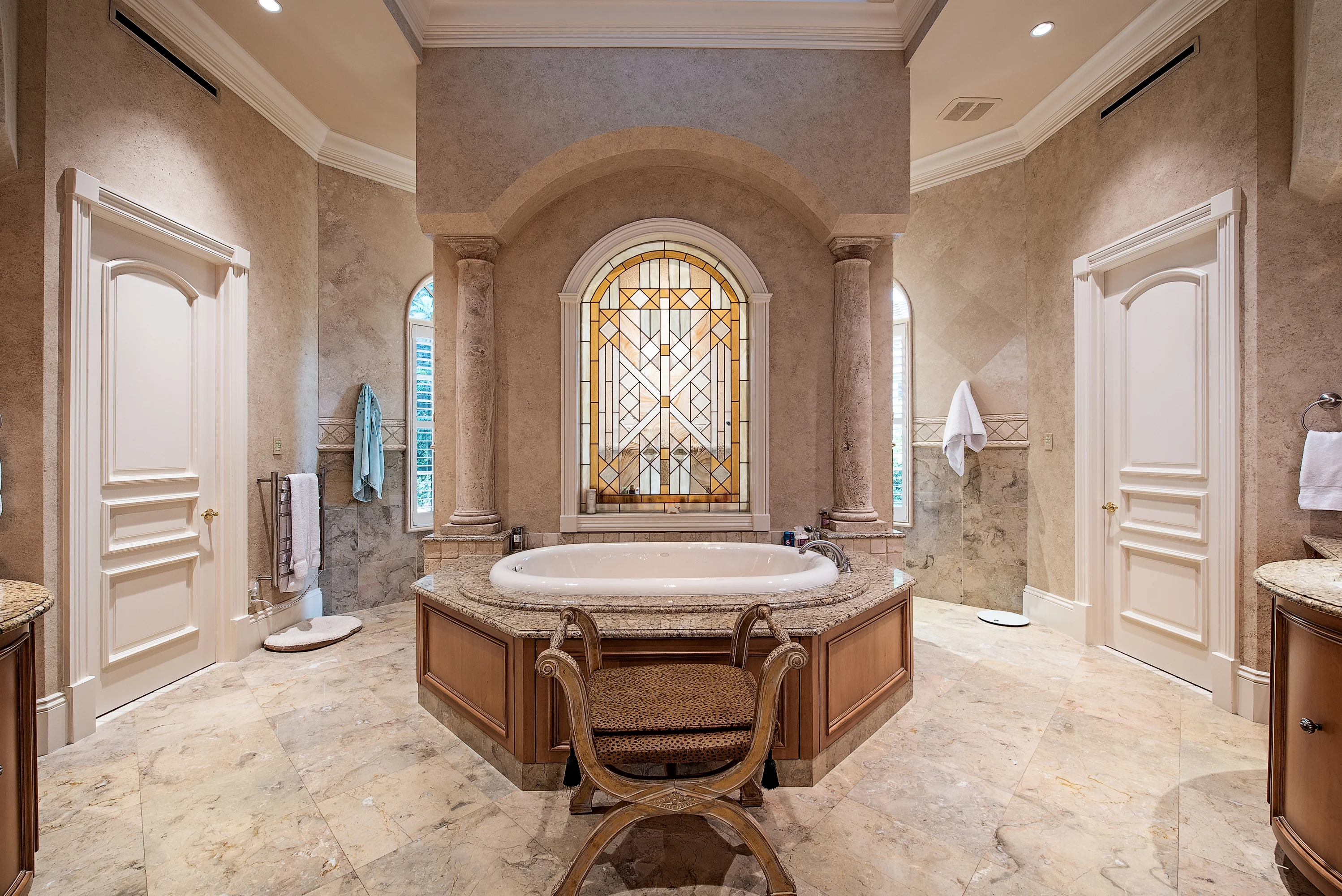 9663 Mashie Court, Naples, Florida 34108 - 9663_Mashie_Court_22_iqtau0