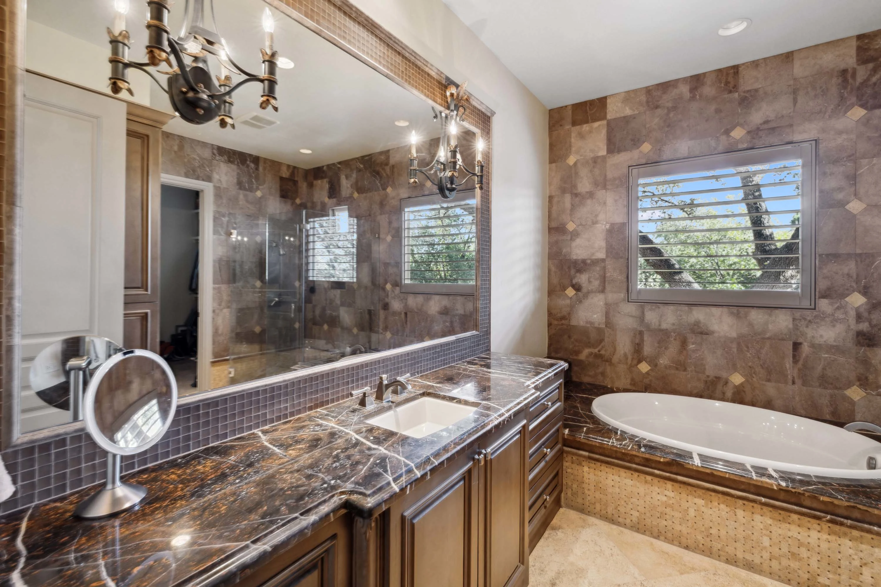 136 S Tower Drive, Hill Country Village, San Antonio Area, Texas 78232 - 49_136_S_Tower_ol4osk