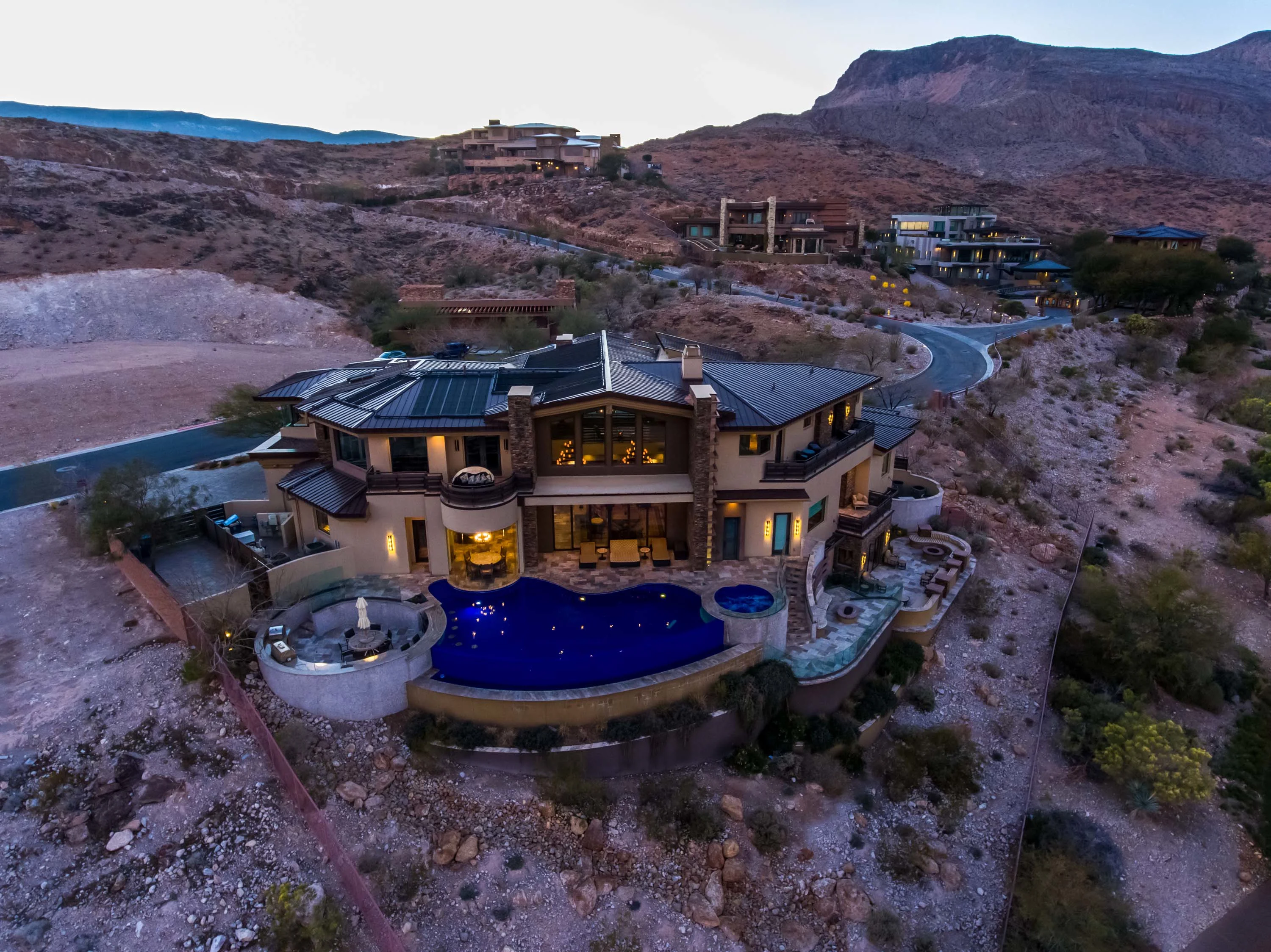 64 Promontory Ridge Drive, Las Vegas, Nevada 89135 - 64-promontory-ridge-drive-las-vegas-nevada04_bxt957