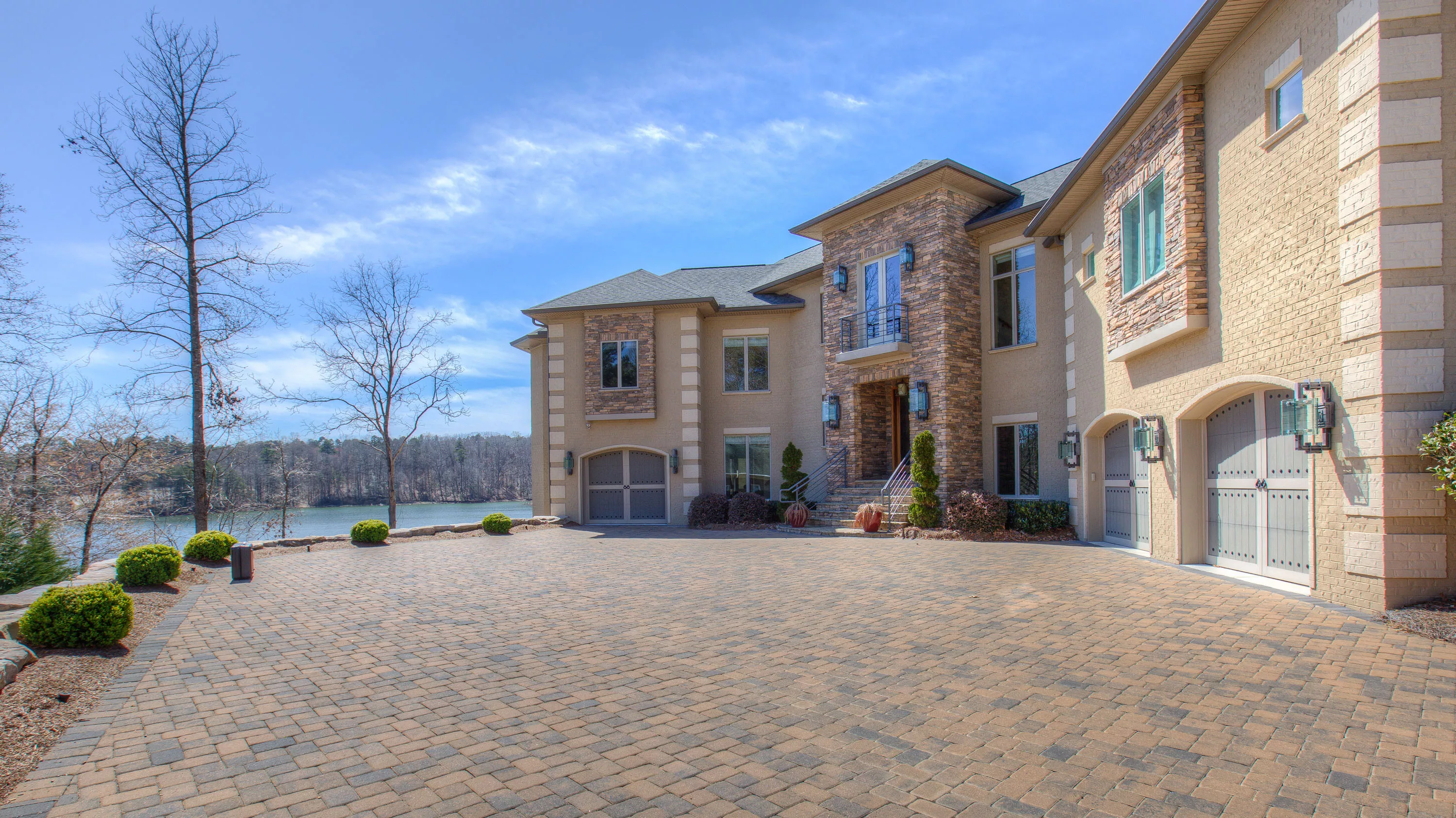 180 Eagle Chase Lane, Lake Norman, North Carolina 28166 - 180-eagle-chase-ln-troutman-nc-01-cropforhero-31-00-58-5858_jwf8fp