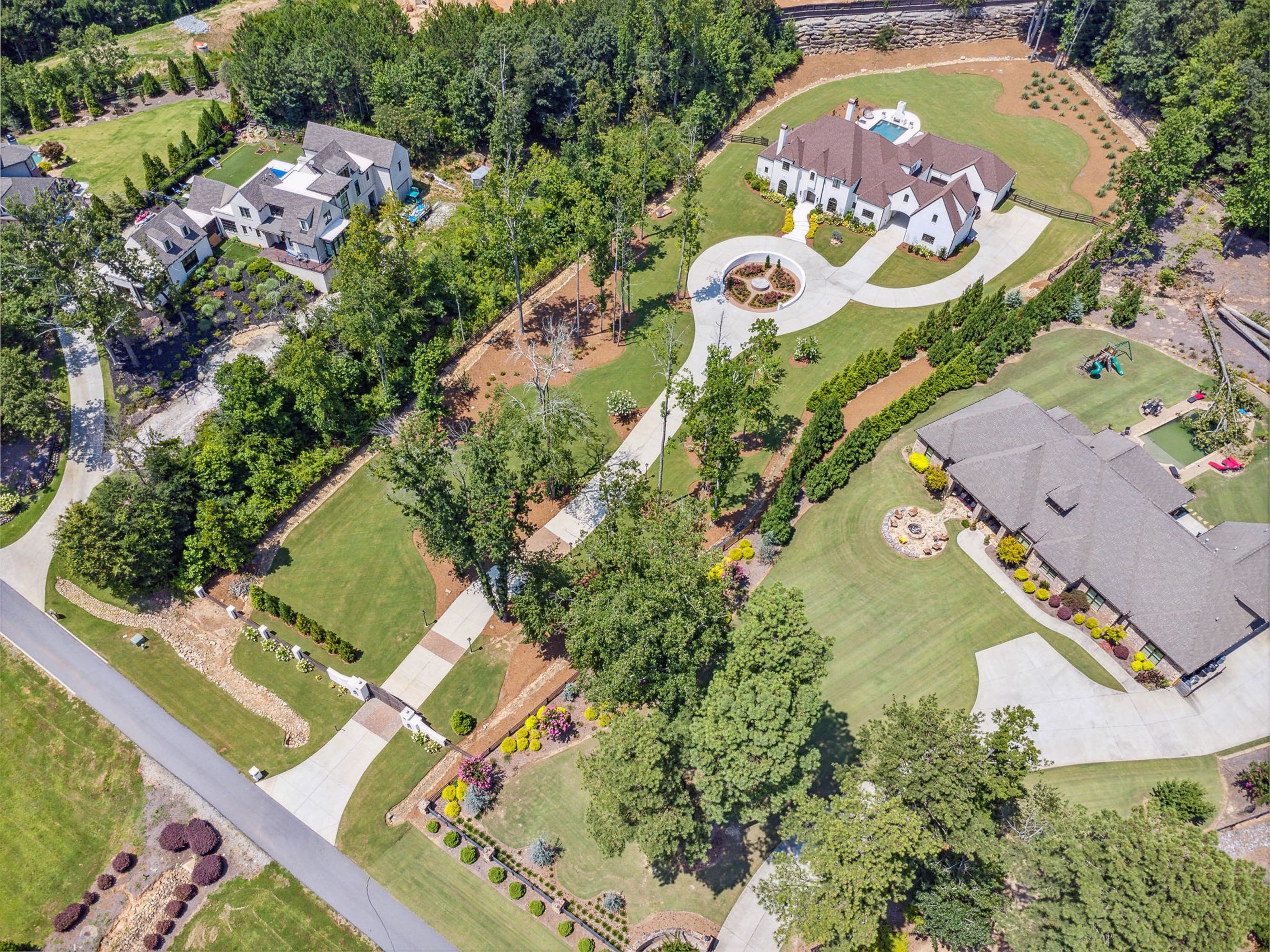 64 2242 Shoal Creek Rd - Luxury Real Estate - Concierge Auctions