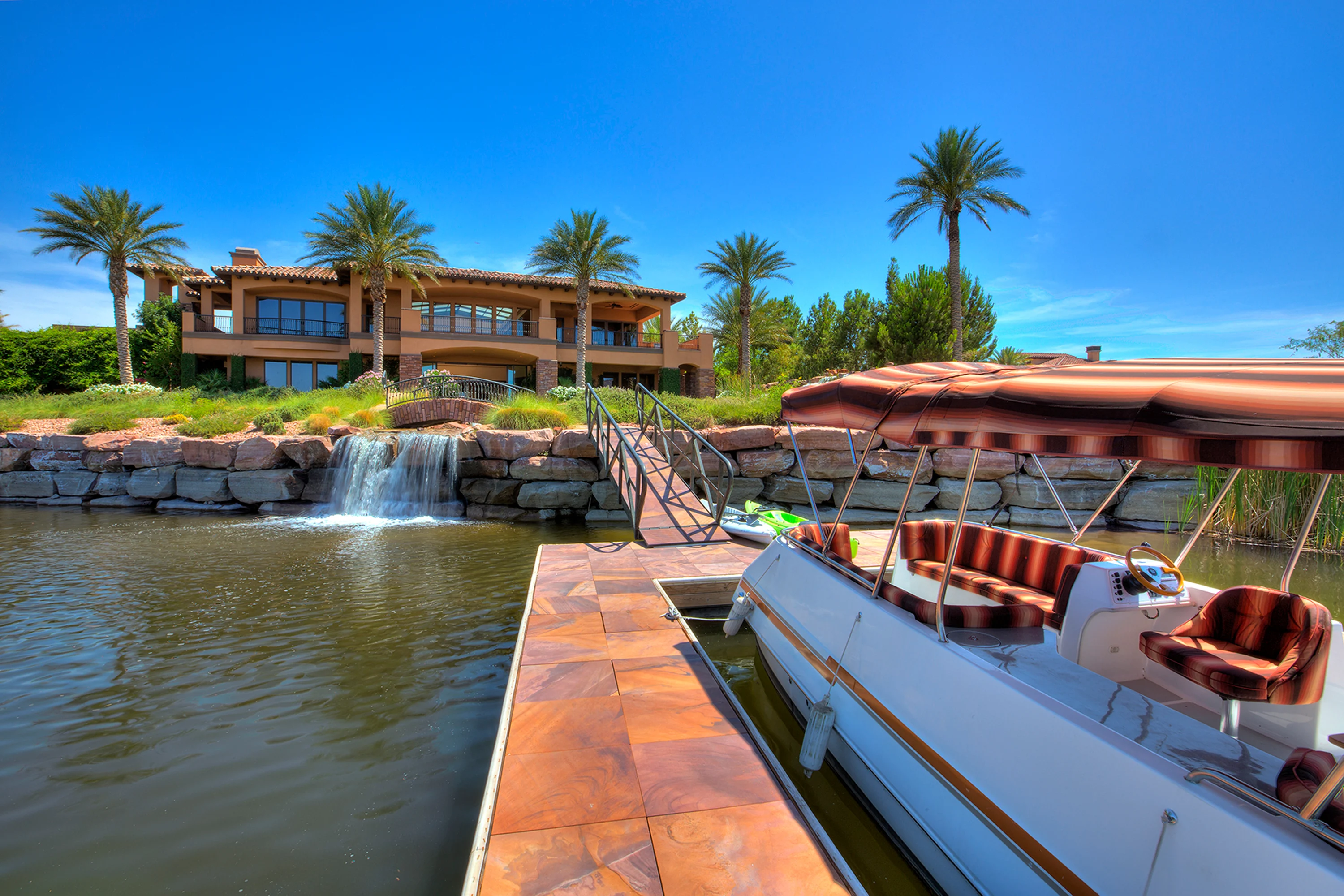 43 Rue Mediterra Drive, Lake Las Vegas, Nevada  - 43-rue-mediterra-drive-henderson-nevada25_uslml6