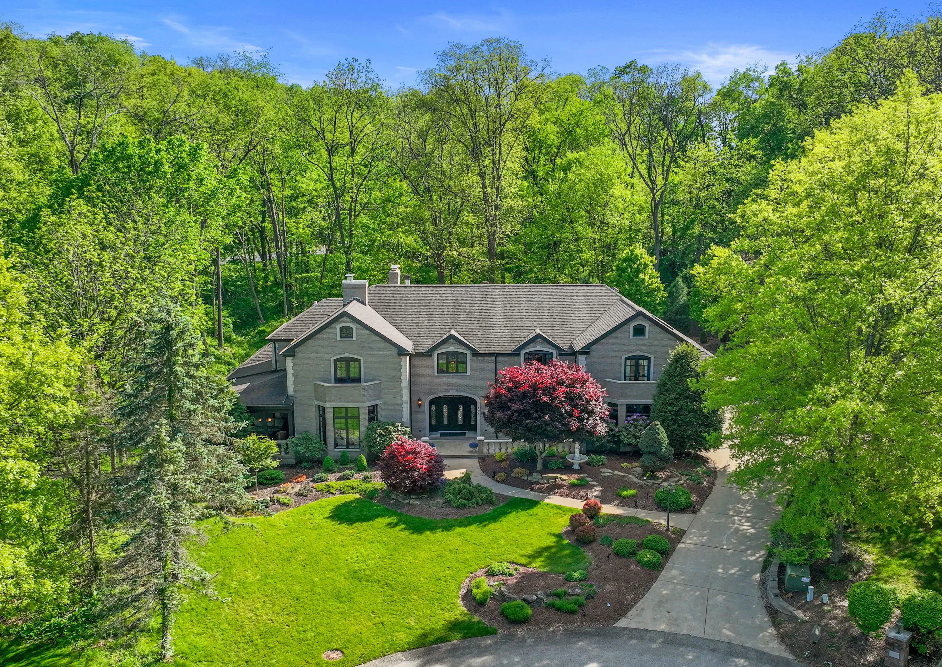 105 Lantern Circle, Near Pittsburgh, Pennsylvania 15317 - 105-lantern-circle-canonsburg-pennsylvania01_opff4c