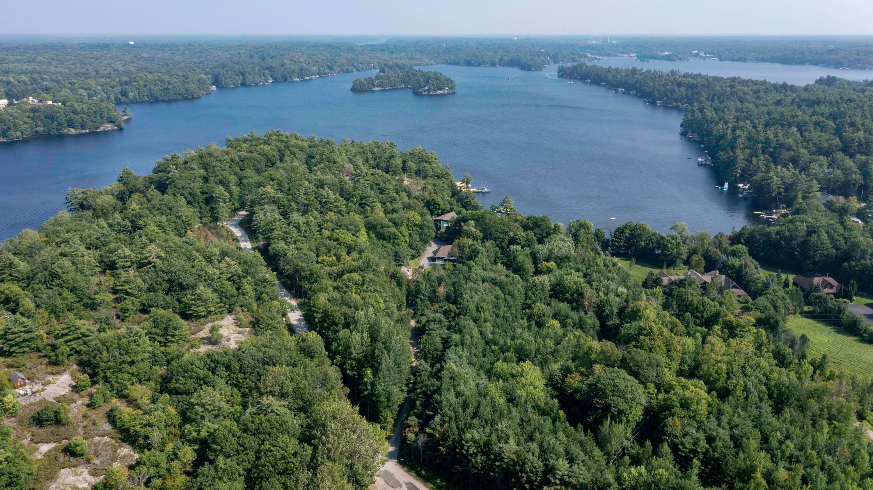 1080 Whitehead Road, Lake Muskoka, Gravenhurst, Ontario P1P 1V1, Canada - 47_-_1080_Whitehead_Farm_Rd-46_b0kcph