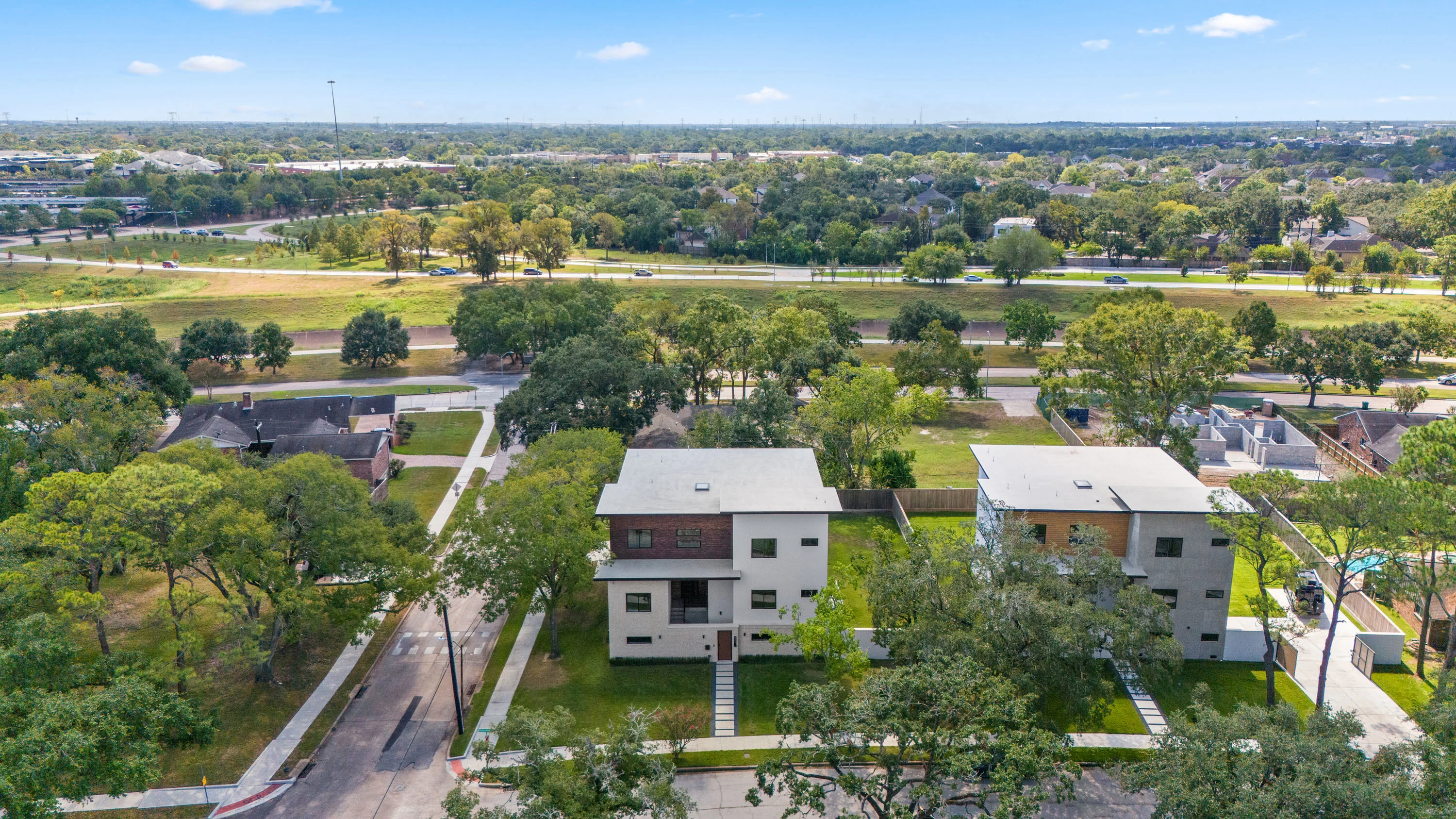 4903 Braesvalley Drive, Houston, Texas 77096 - 4903_Braesvalley_Dr_35_u9ow83