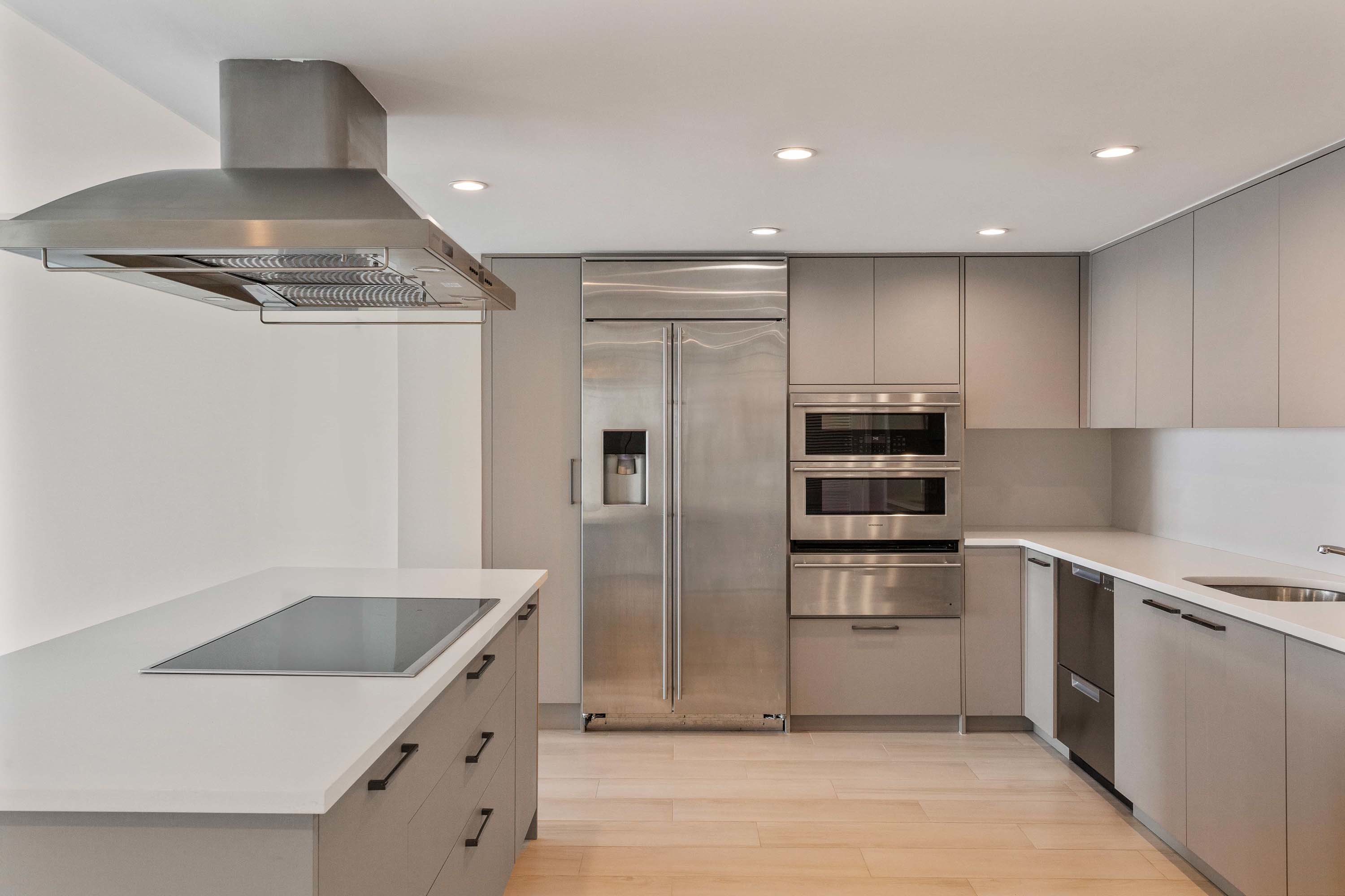05 Unit 702 1150 101st Street - Luxury Real Estate - Concierge Auctions