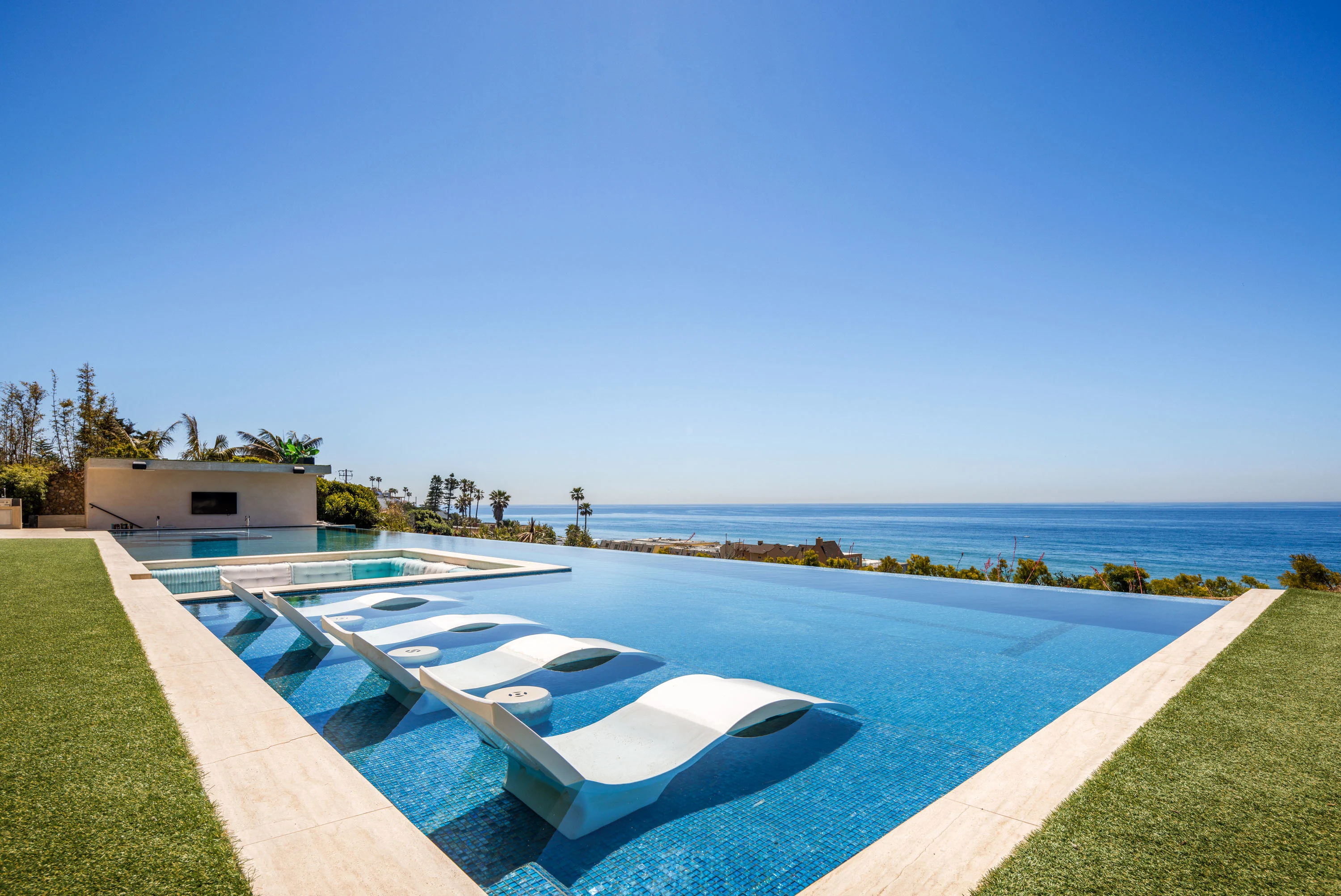 11870 Ellice Street, Malibu, California 90265 - 11870-ellice-street-malibu-california14_ywplp3