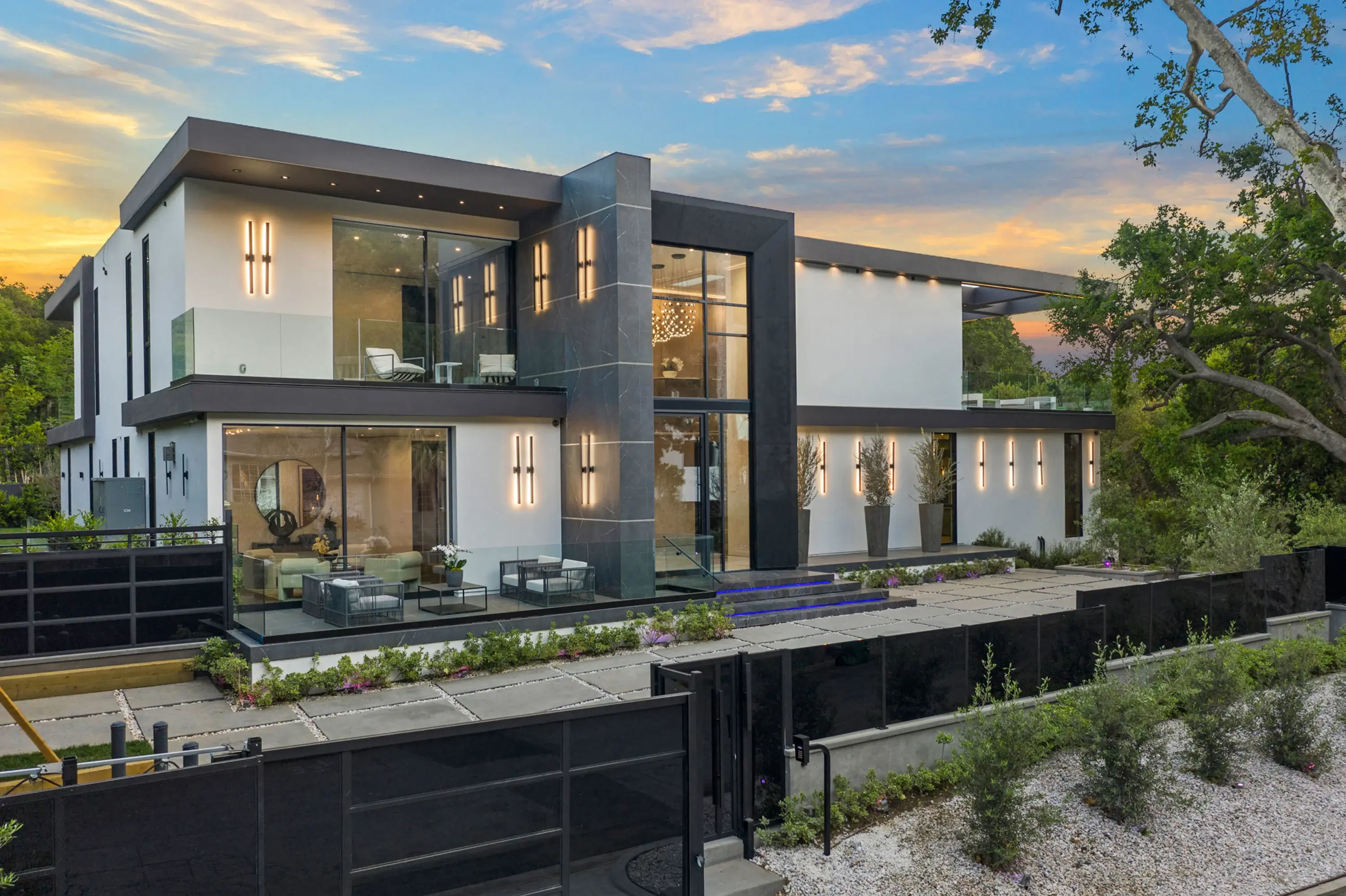 120 North Glenroy Avenue, Bel Air, California 90049 - 3_-_DJI_0629_soofdm