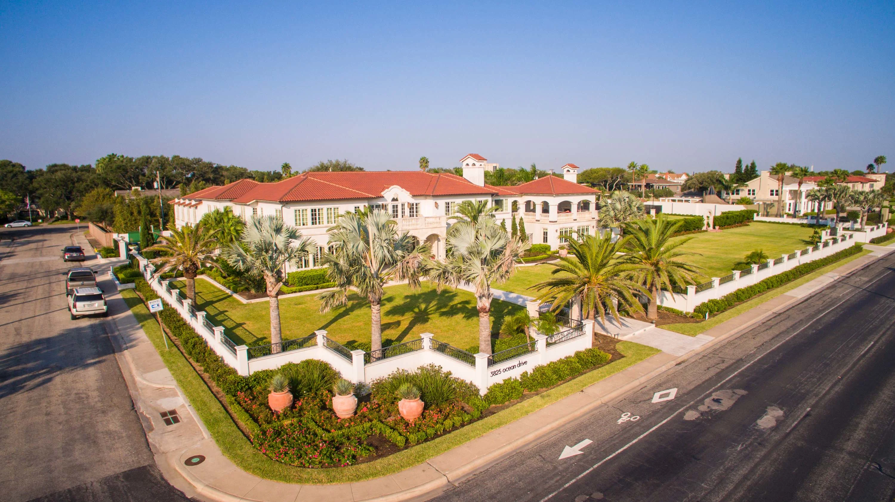  3825 Ocean Drive, Corpus Christi, Texas 78411 - 3825-ocean-drive34_vhqrzd