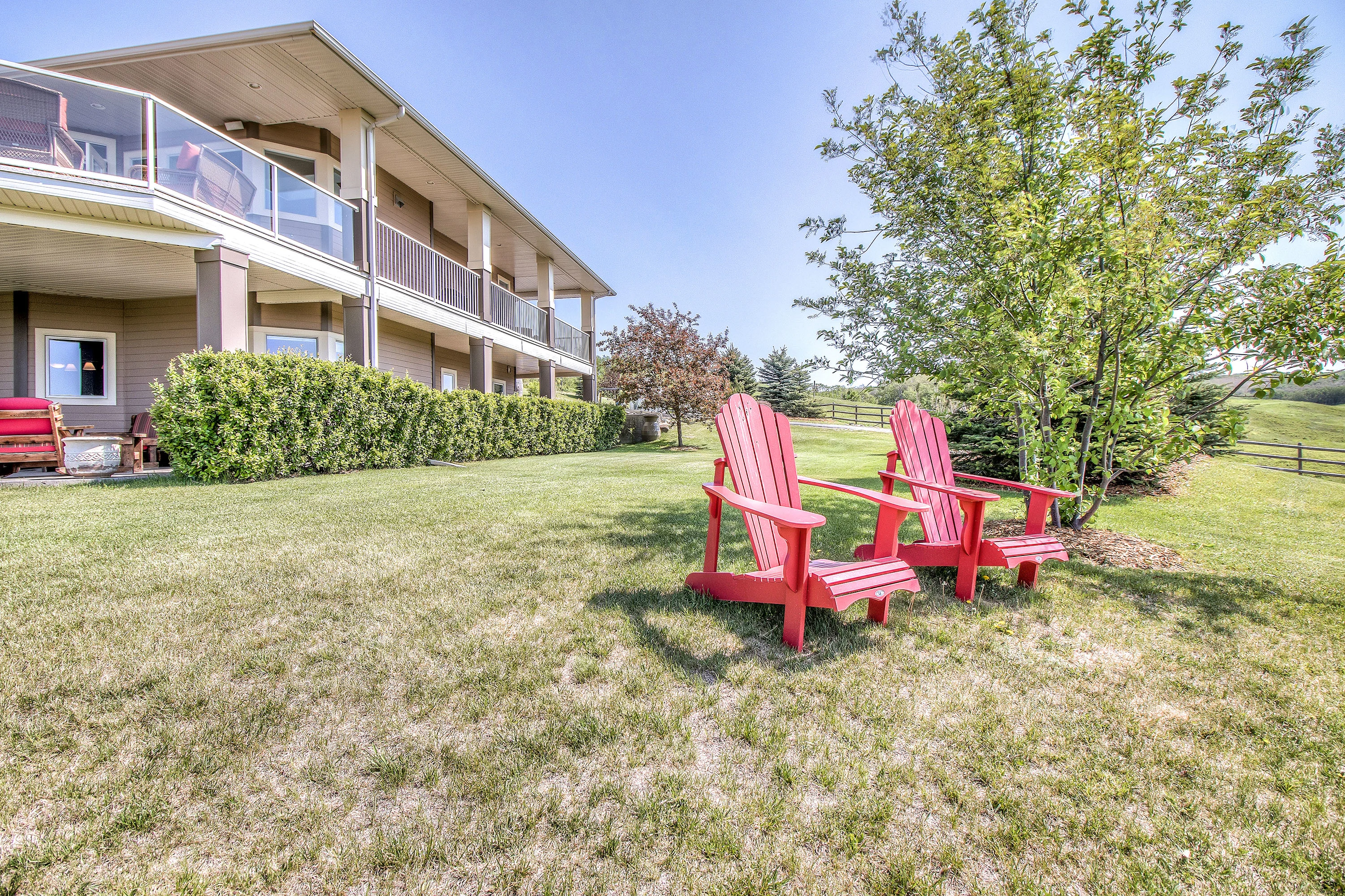 290156 160 Street W, Near Calgary, Alberta T2J 2P9, Canada - 290156-160-street-rural-foothills-county-alberta-canada55_igled7