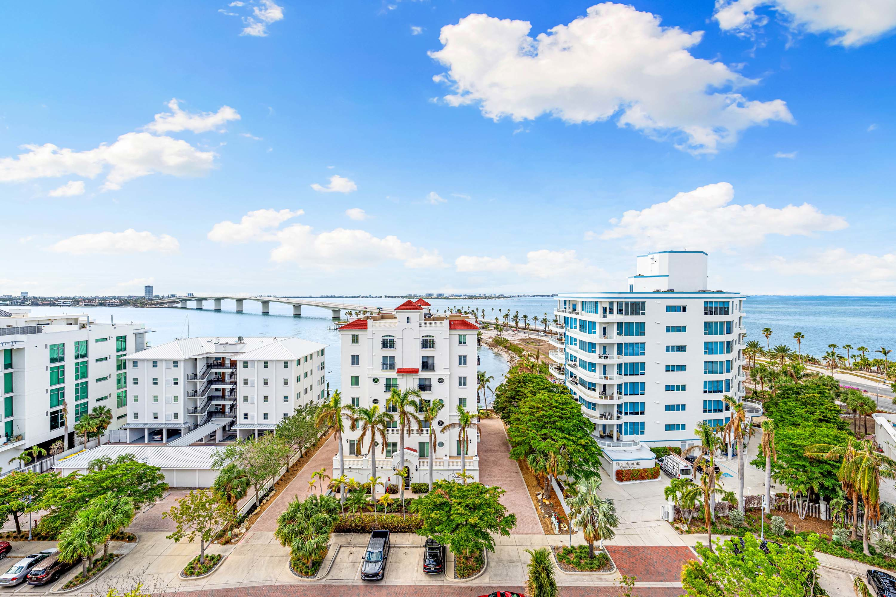 22 111 Golden Gate Point -Penthouse 701, Sarasota, FL 34236 - Luxury Real Estate - Concierge Auctions