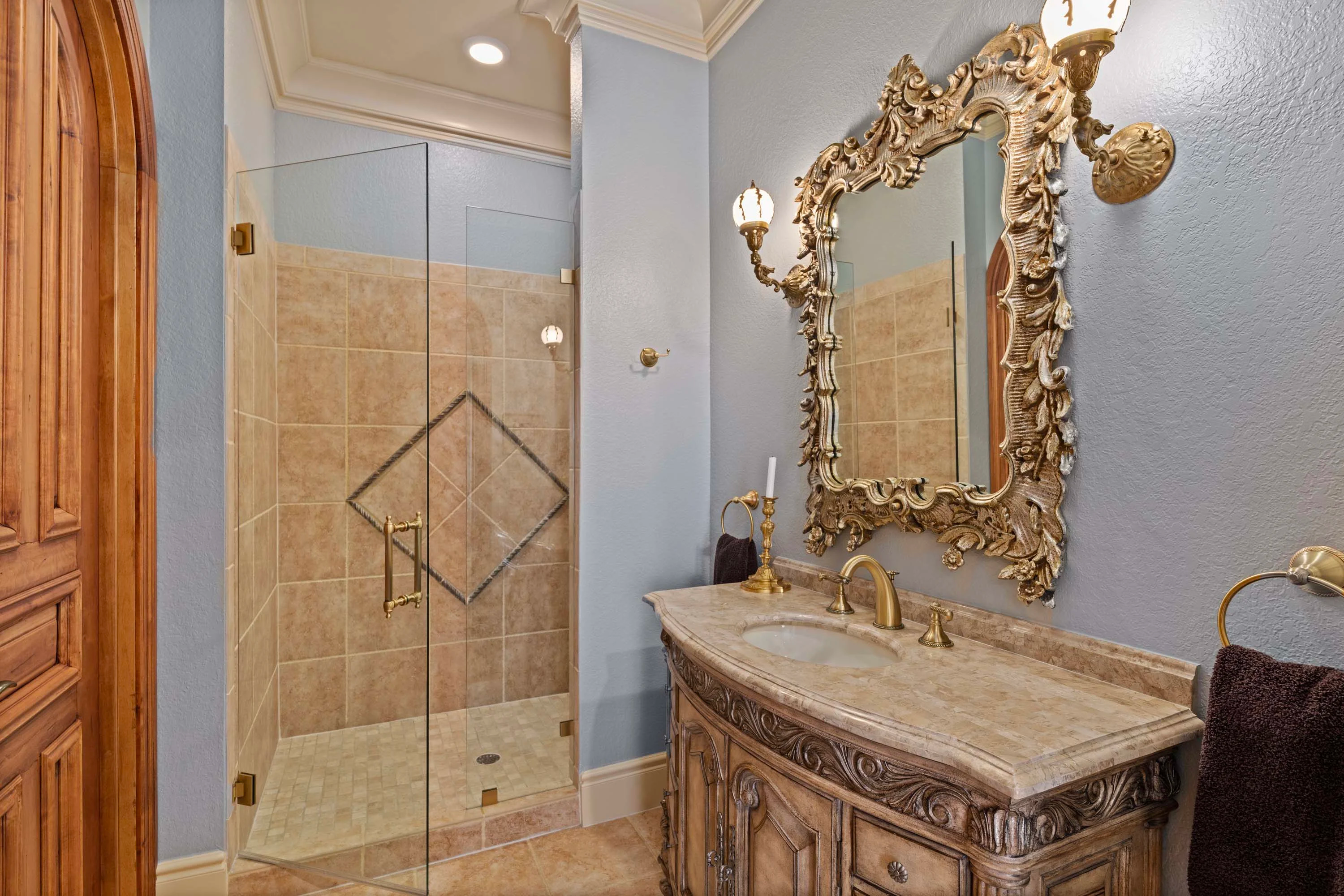 1924 Lincoln Drive, Sarasota, Florida 34236 - 19_-_1924_LNCOLN_RD_HR_ADJ_045_etxcnc
