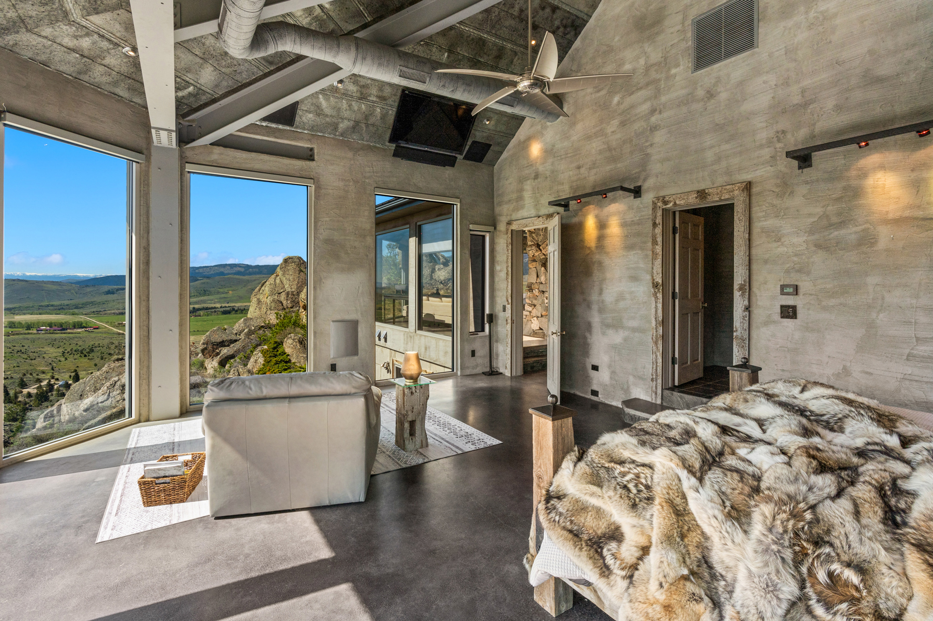 405 Swayback Road, McAllister, Montana 59740 | Concierge Auctions