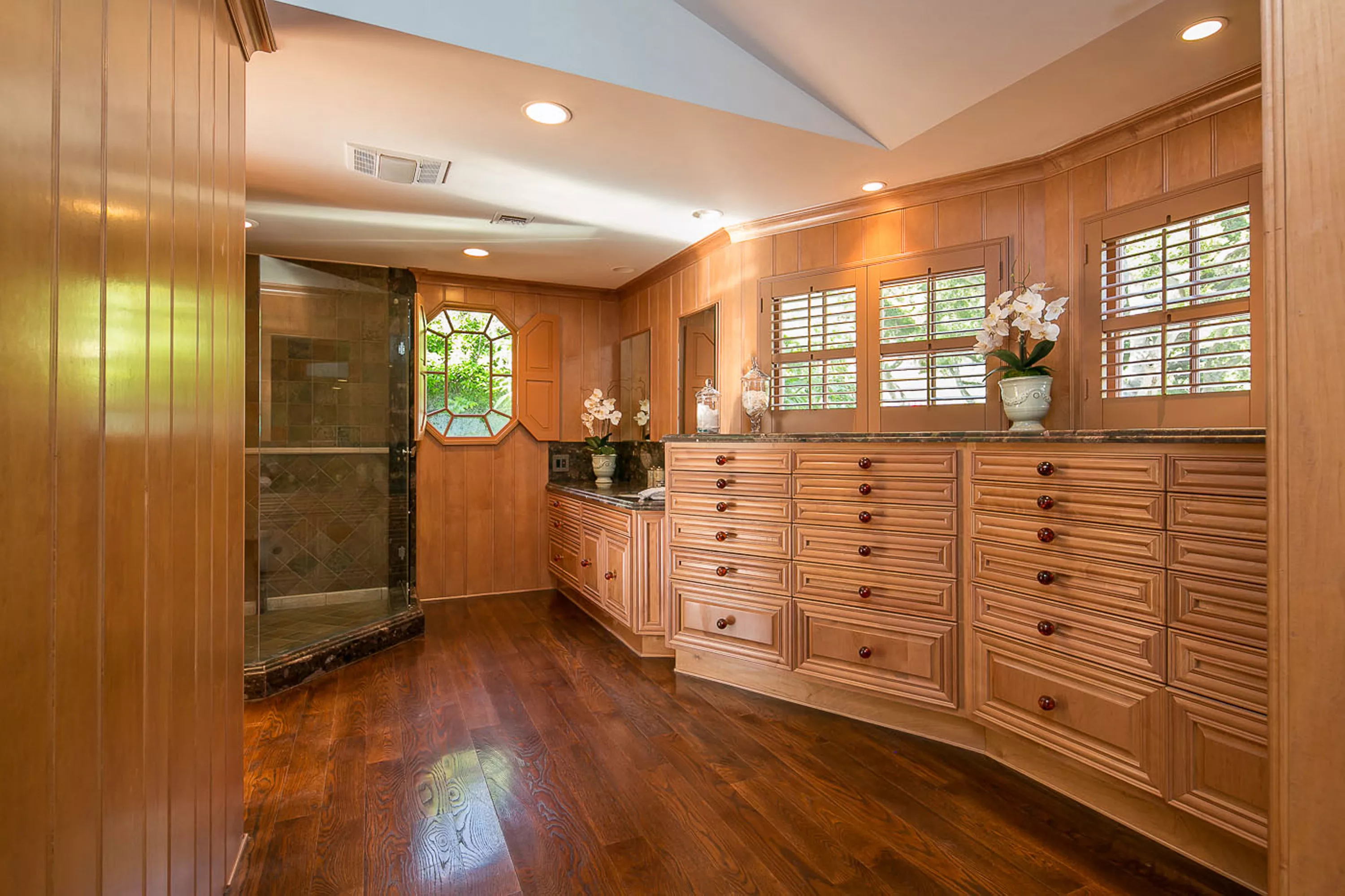3100 Mandeville Canyon Road, Los Angeles, California 90049 - amber-hills-3100-mandeville-canyon-los-angeles-ca-luxury-real-estate-19_n9lklq