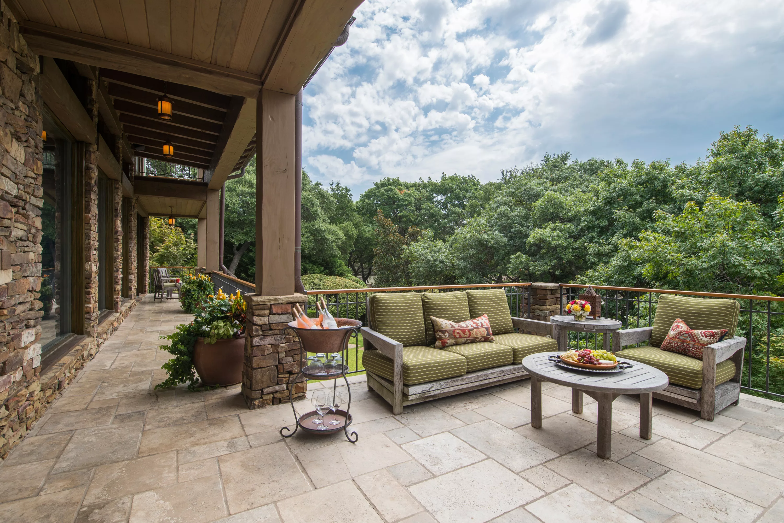 7941 Summit Cove, Dallas/Fort Worth Area, Texas 76179 - mariposa-del-lago-fort-worth-tx-luxury-real-estate-22_v5rdzh
