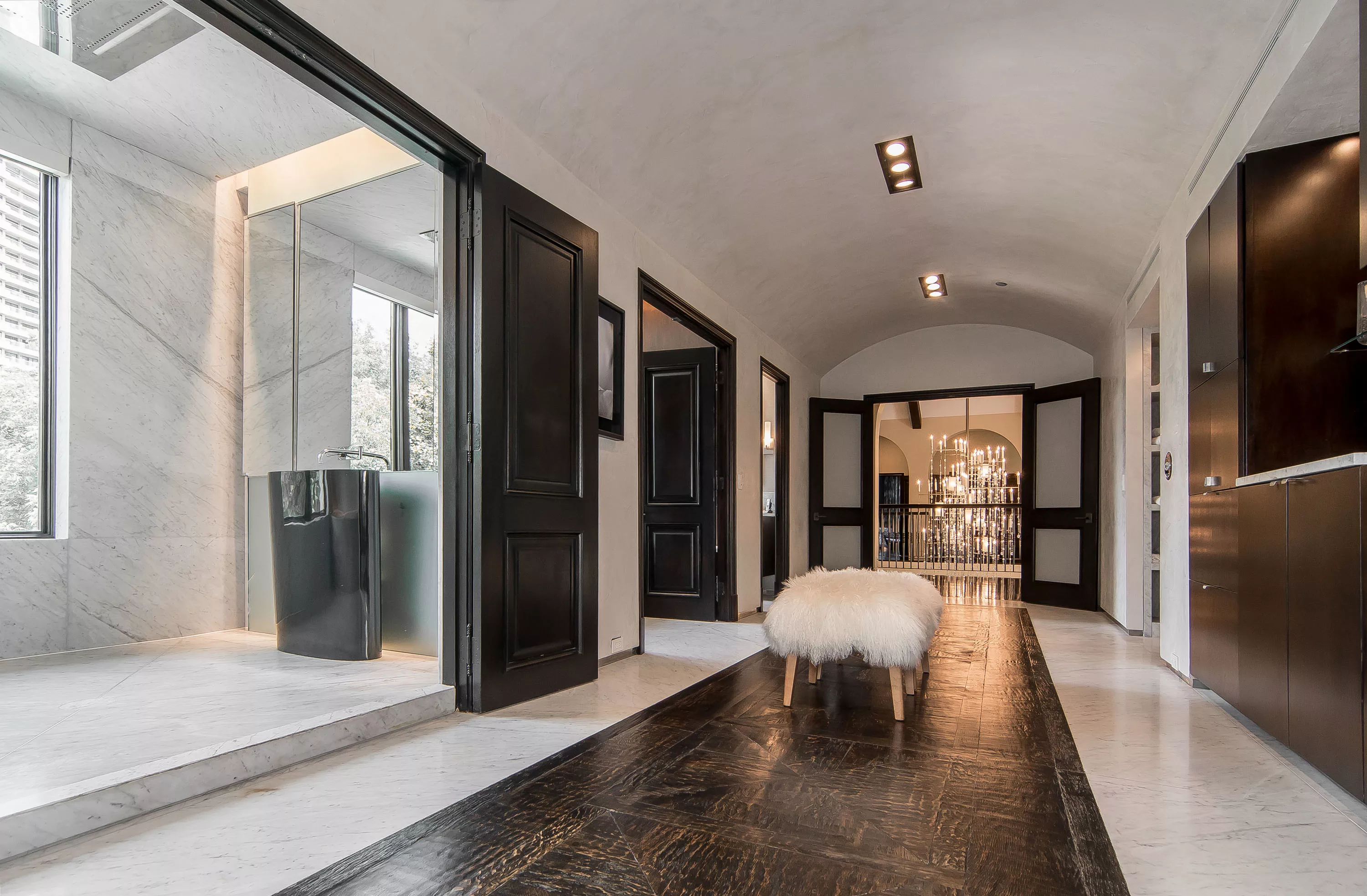 3816 Turtle Creek Drive, Dallas, Texas 75219 - 3816-turtle-creek-dr-dallas-tx-75219-14-28-17-31-3131_fvndi5