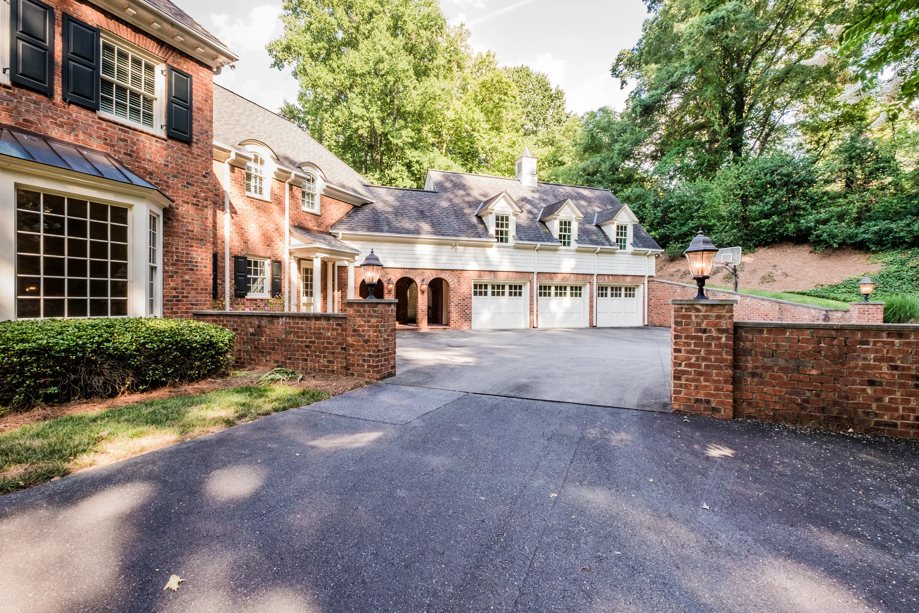 480 Stonegate Lane, Winston-Salem, North Carolina 27104 - 480-stonegate-lane-winston-salem-nc-luxury-real-estate-8_jtfwux