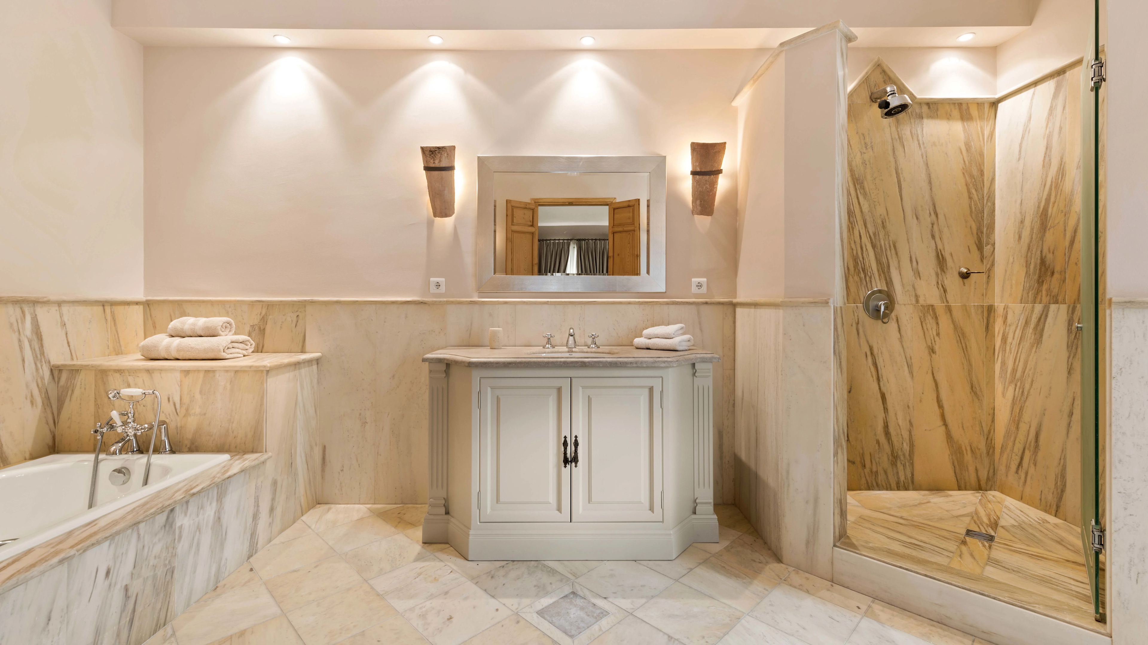 Casa Neblina, Puerto del Almendro, Ctr Ronda, Puerto del Almendro, Marbella, Málaga , Spain - villa-el-almendro-la-nablina-marbella-spain-24_gzmajt