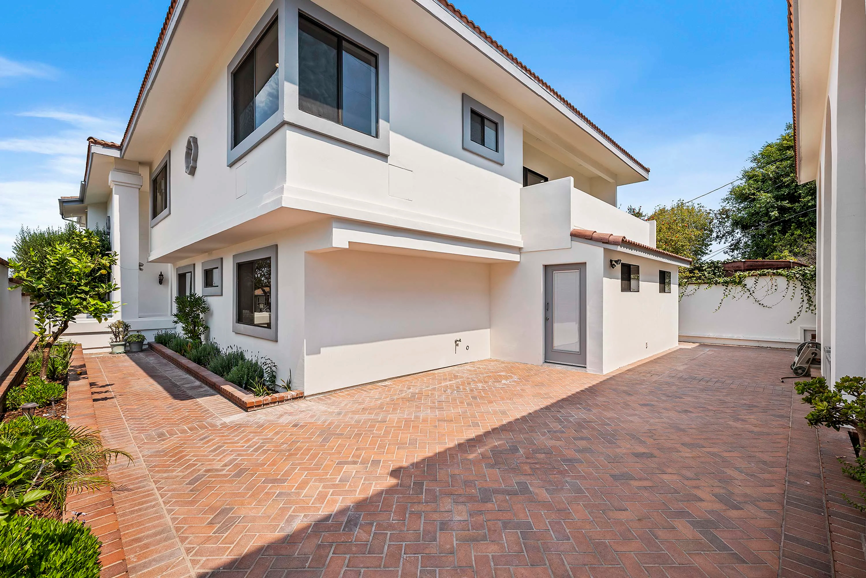 1400 19th St, Manhattan Beach, California 90266 - 27_-_1400_19th_Manhatten_Beach-022_tepjw5