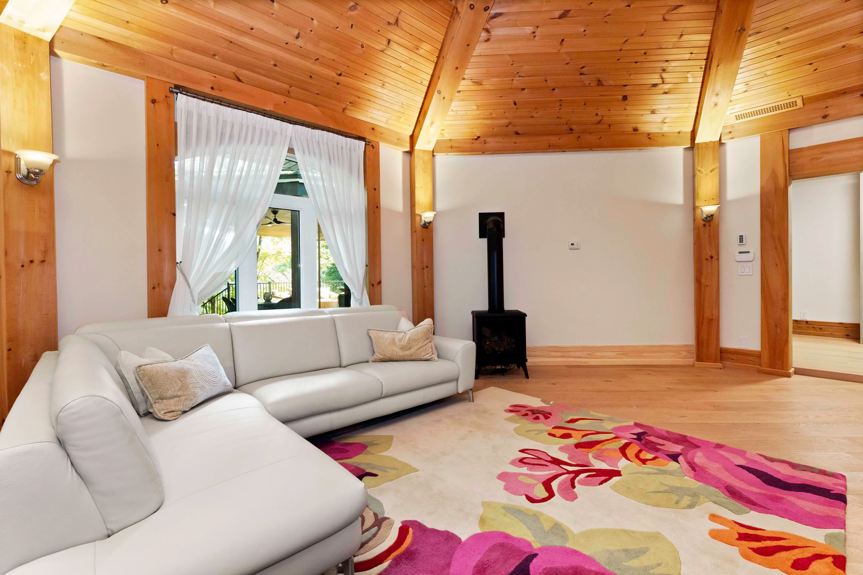 1080 Whitehead Road, Lake Muskoka, Gravenhurst, Ontario P1P 1V1, Canada - 17_-_1080_Whitehead_Farm_Rd-97_ltlz68