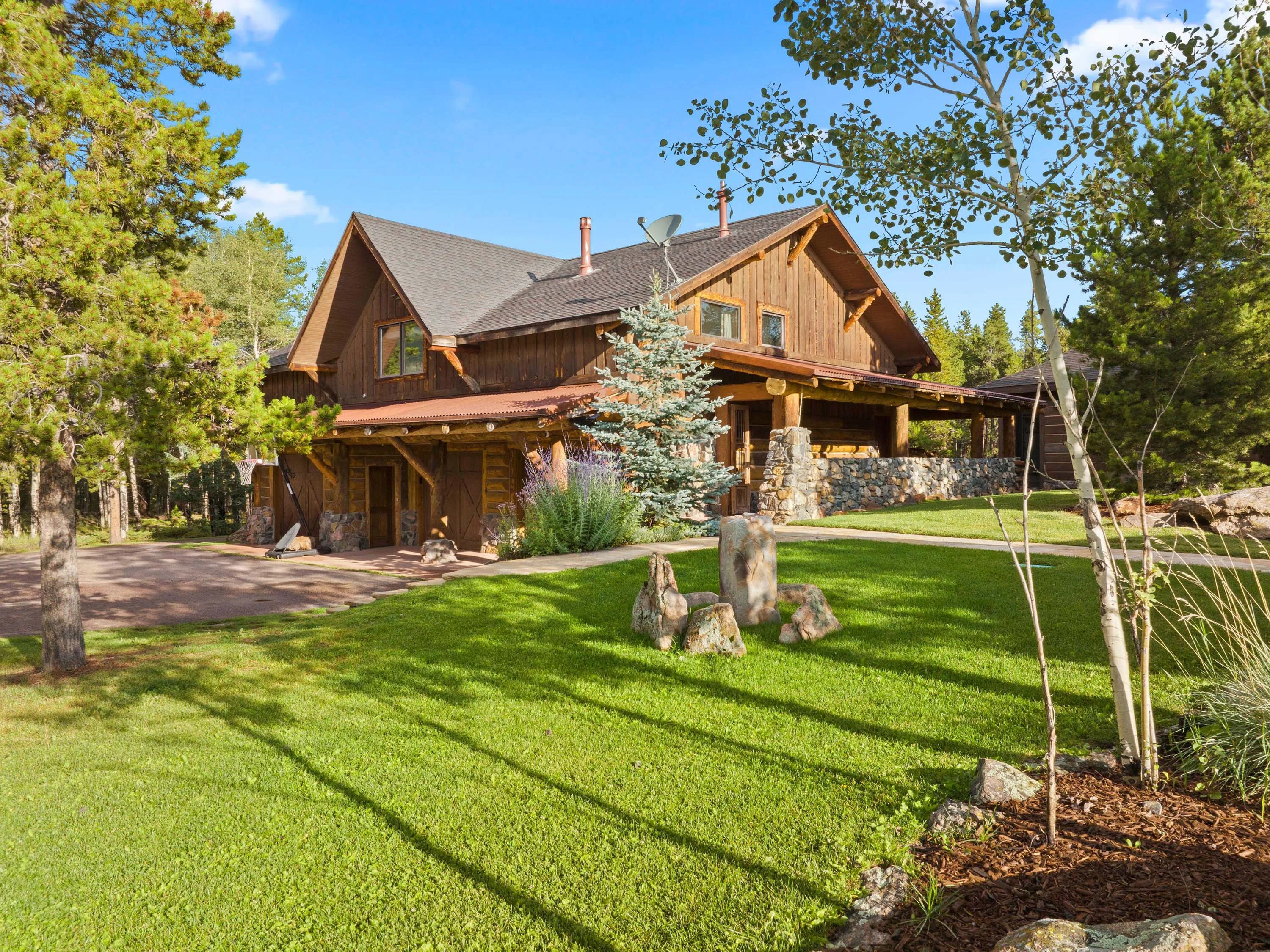 The Second Chance Ranch, 9141 Mountain Ranch Road & 31652 Shadow Mountain Drive, Conifer, Denver Area, Colorado 80433 - 23_-_9141_Mountain_Ranch_Rd-print-034-277-photo_online_023-3264x2448-300dpi_miuzrb