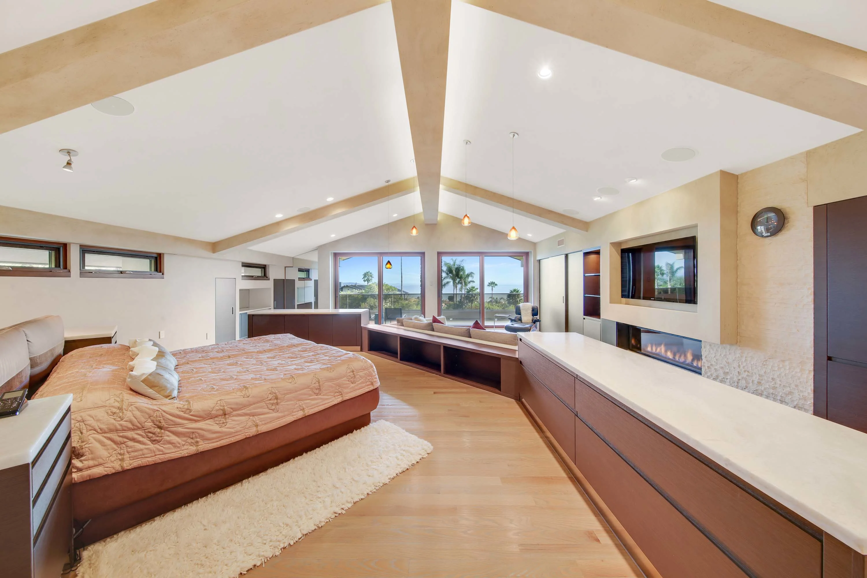 1213 Skylark Drive, La Jolla, California 92037 - 1213-skylark-drive-la-jolla-california34_sjkddi