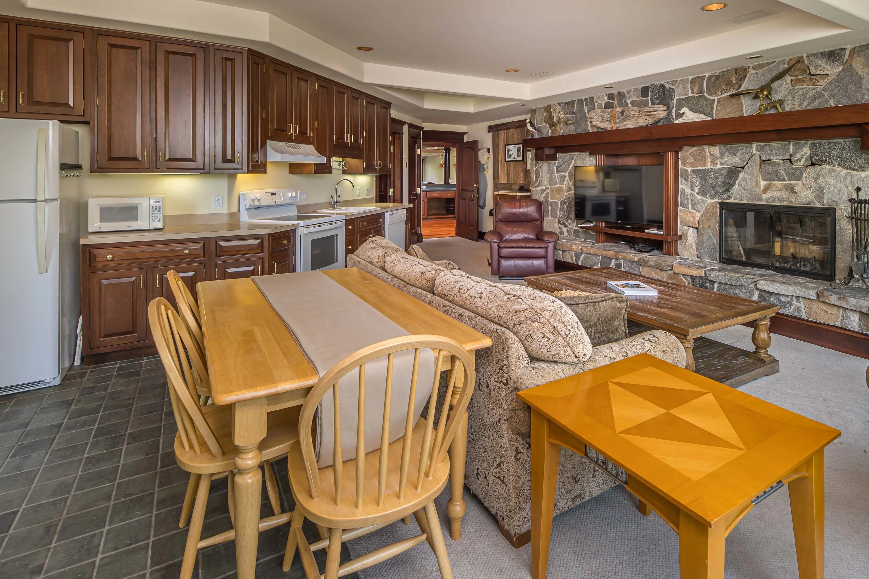 55 Wind Dancer Lane, Big Sky, Montana 59716 - 38_55_Wind_Dancer_Lane_ugbdqk