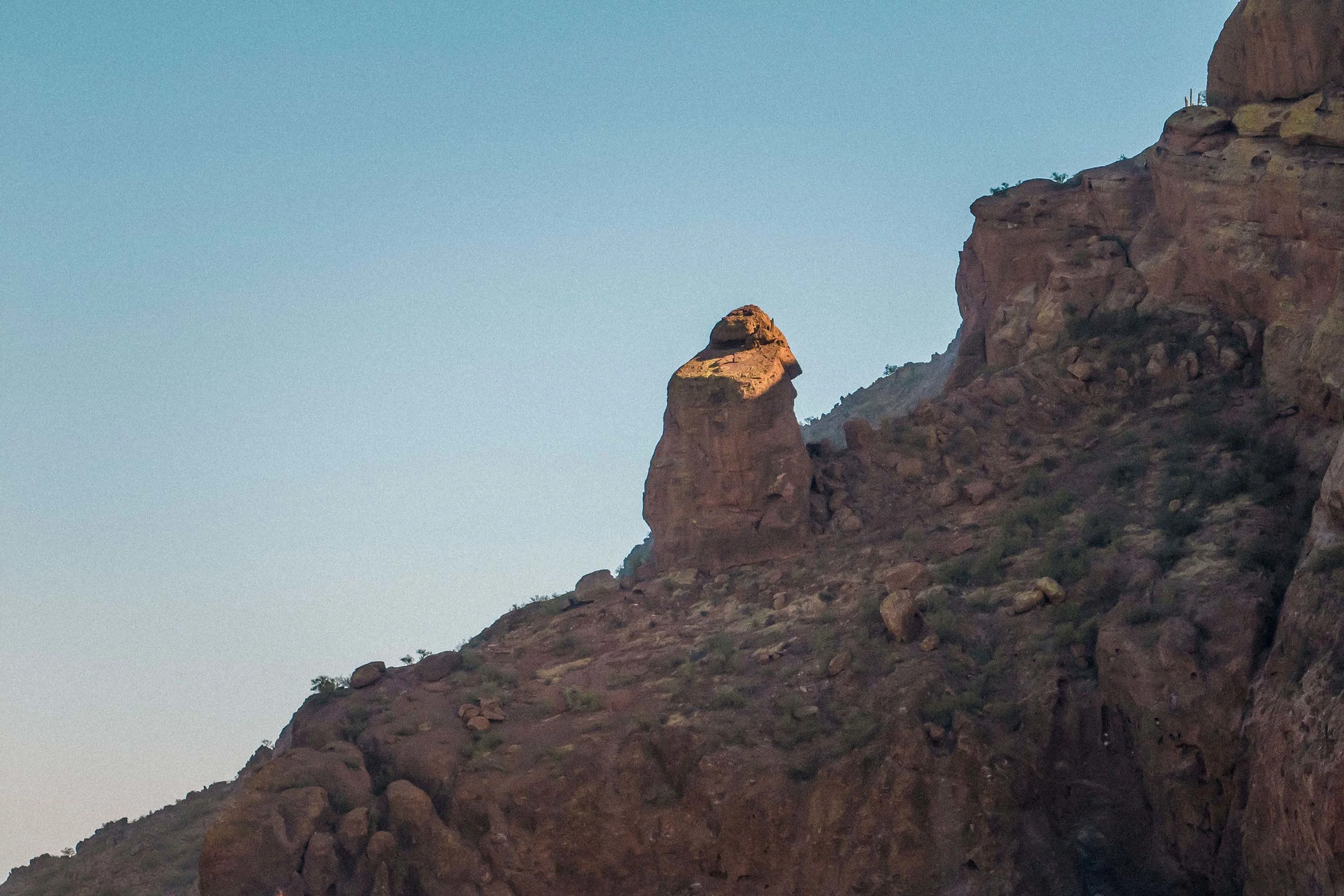 Saddleridge | 7620 (Lot 202) & 7540 (Lot 205) North Red Ledge Drive, Paradise Valley, Phoenix Area, Arizona 85253 - 35_-_Praying_Monk_Formation_s3gfl9