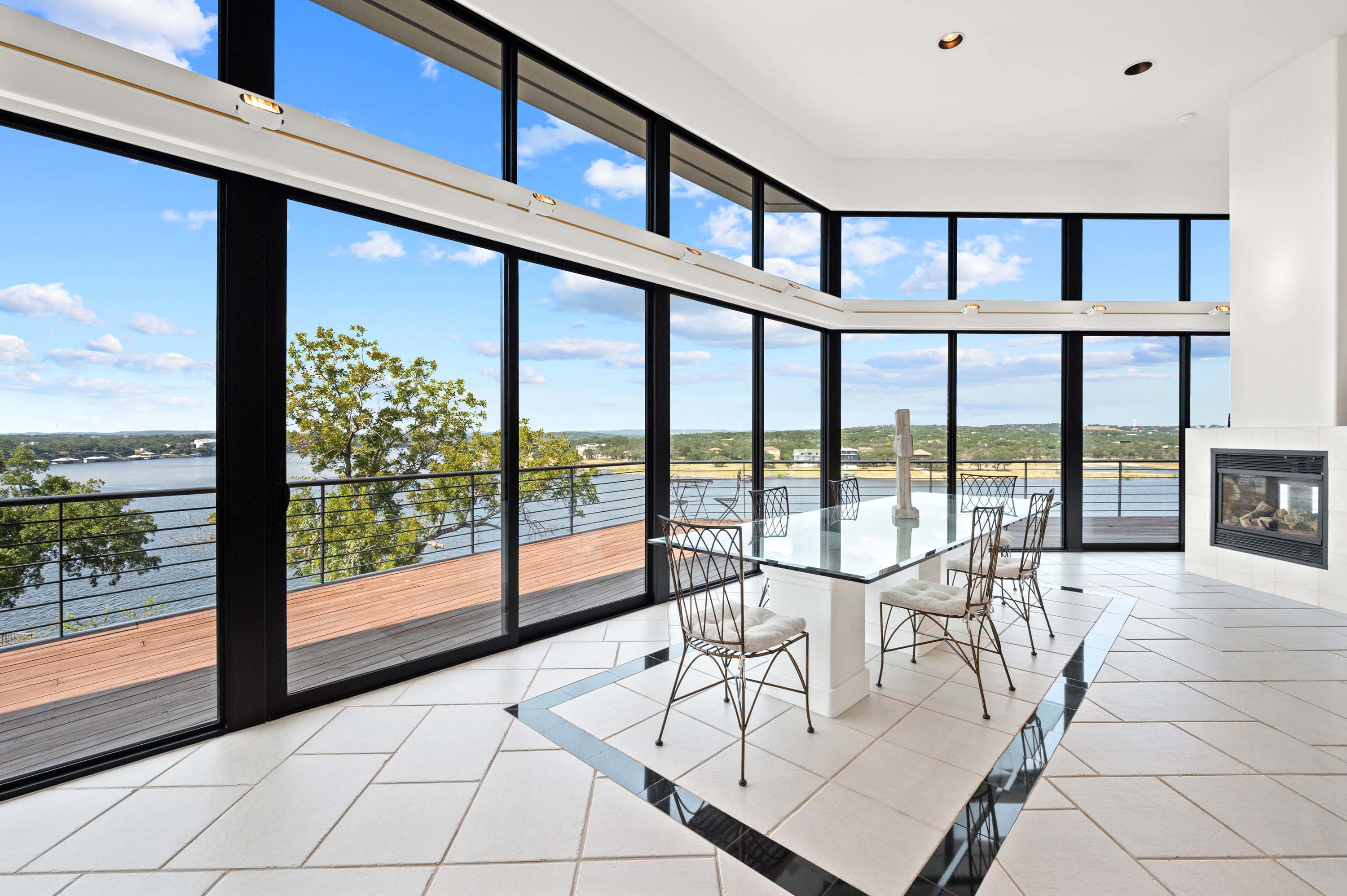 10 21808 Briarcliff Drive - Luxury Real Estate - Concierge Auctions