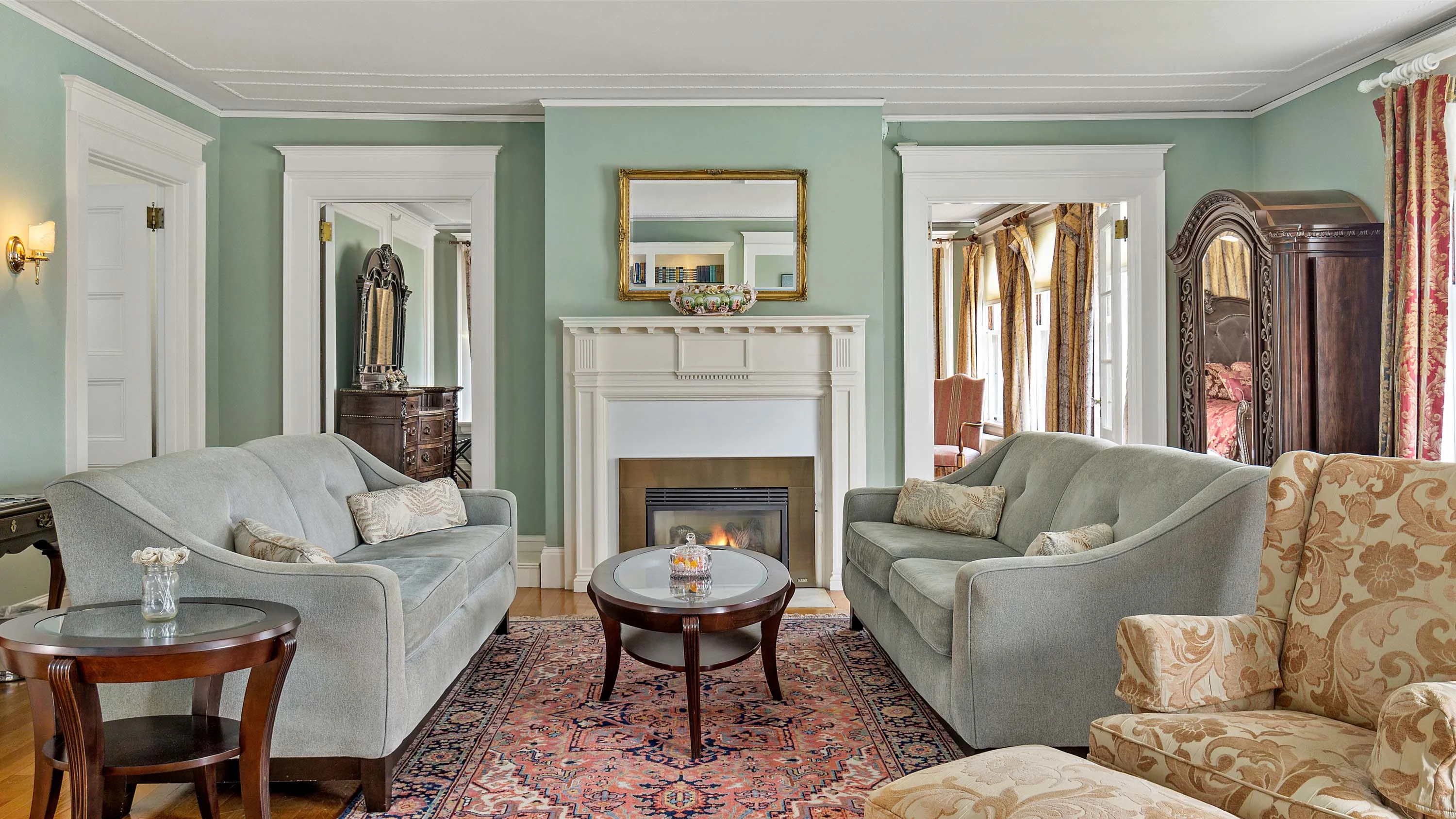 51 Walker Street, The Berkshires, Massachusetts 01240 - gateways-inn-51-walker-street-lenox-massachusetts24_lsmrao