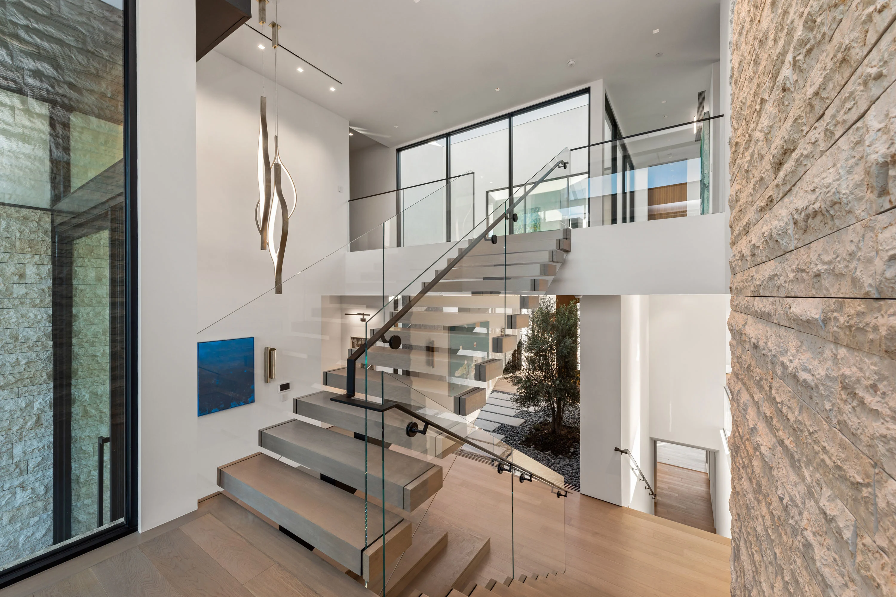 1035 Stradella Road, Bel Air, California 90077 - 1035-stradella-road-los-angeles-california19_z7632z