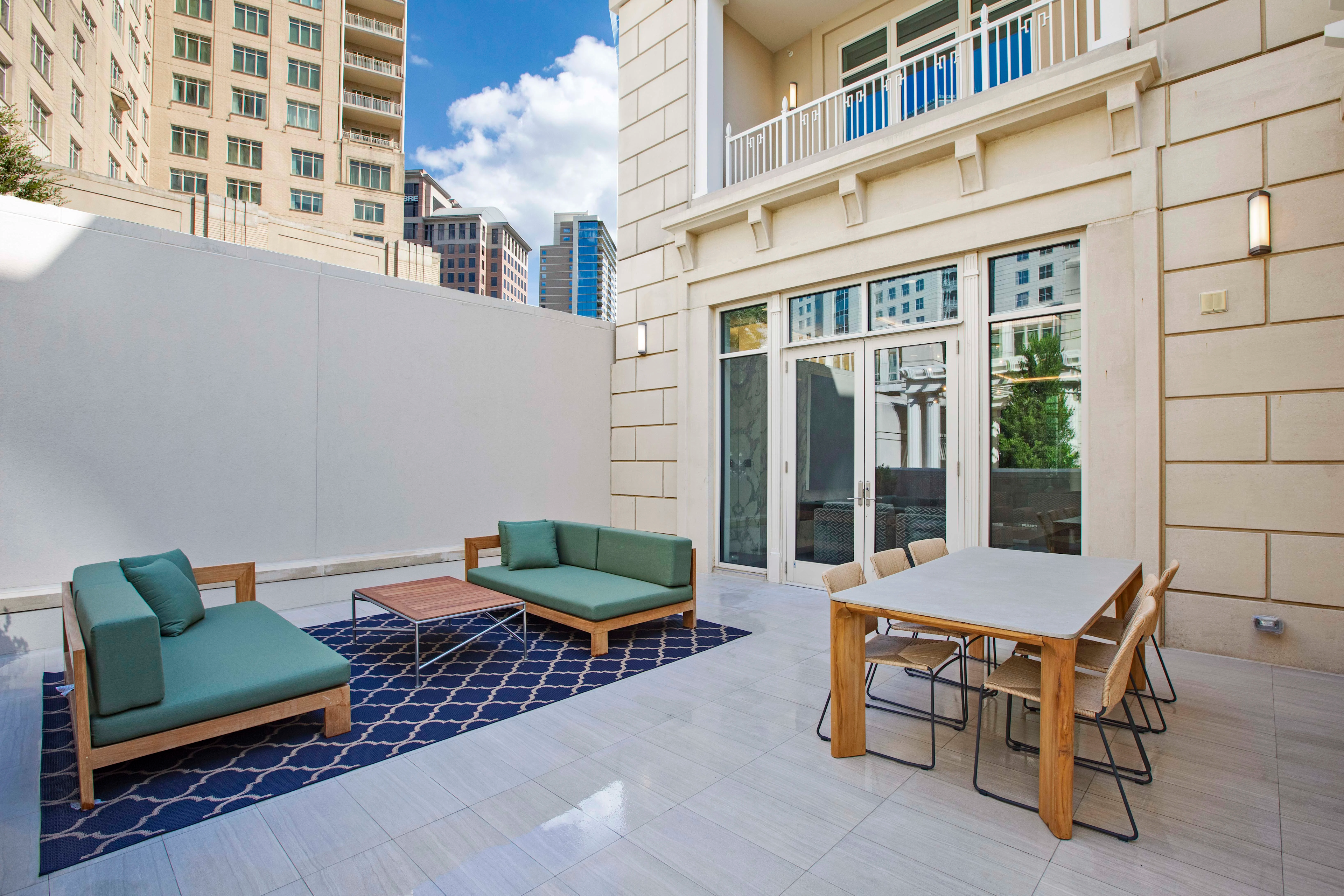 2555 N Pearl Street, RR#4, Dallas, Texas 75201 - 2555-north-pearl-street-rr4-dallas-texas_32_yxwg3q