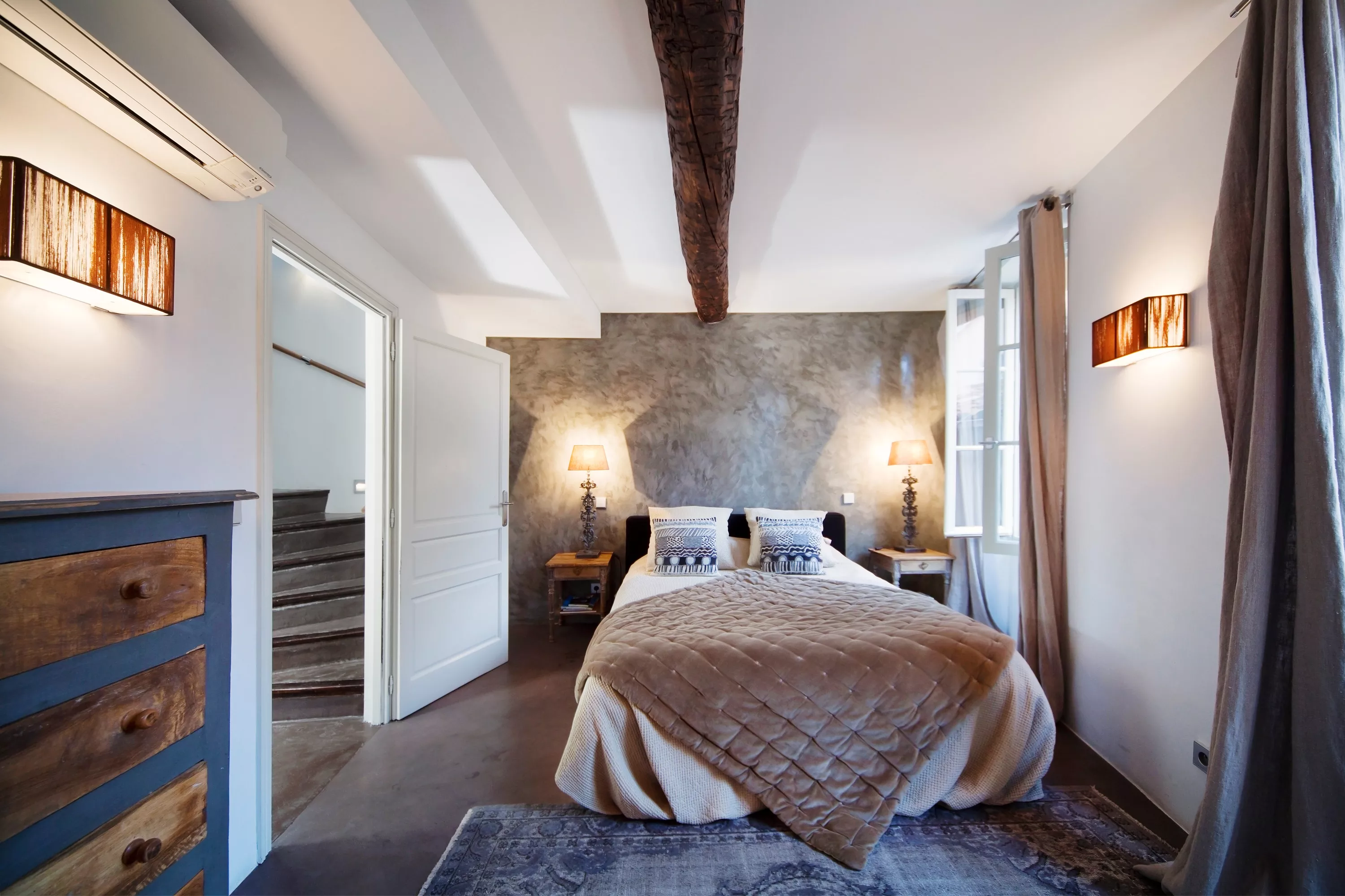 2-4 Rue de Pecheurs, La Ponche, Saint Tropez, 83990, France - villa-la-ponche-saint-tropez-france-luxury-real-estate-9_va8dek