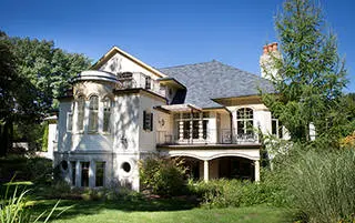 Supporting image for We achieved numerous successes at our Winter Portfolio Sale. The properties placed under contract represent our first sales in England; our first private residence in NYC; a Ritz-C