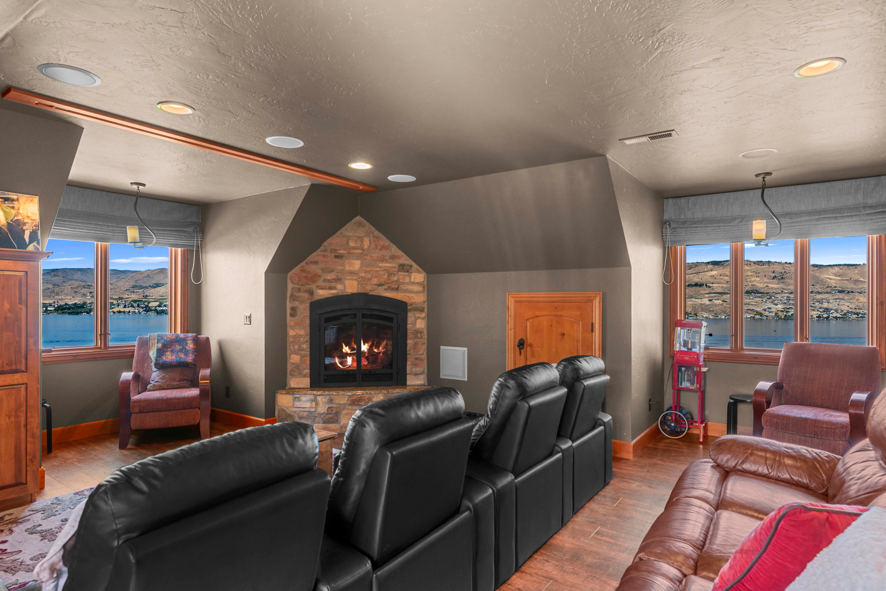 Lake Chelan Winery Empire 25