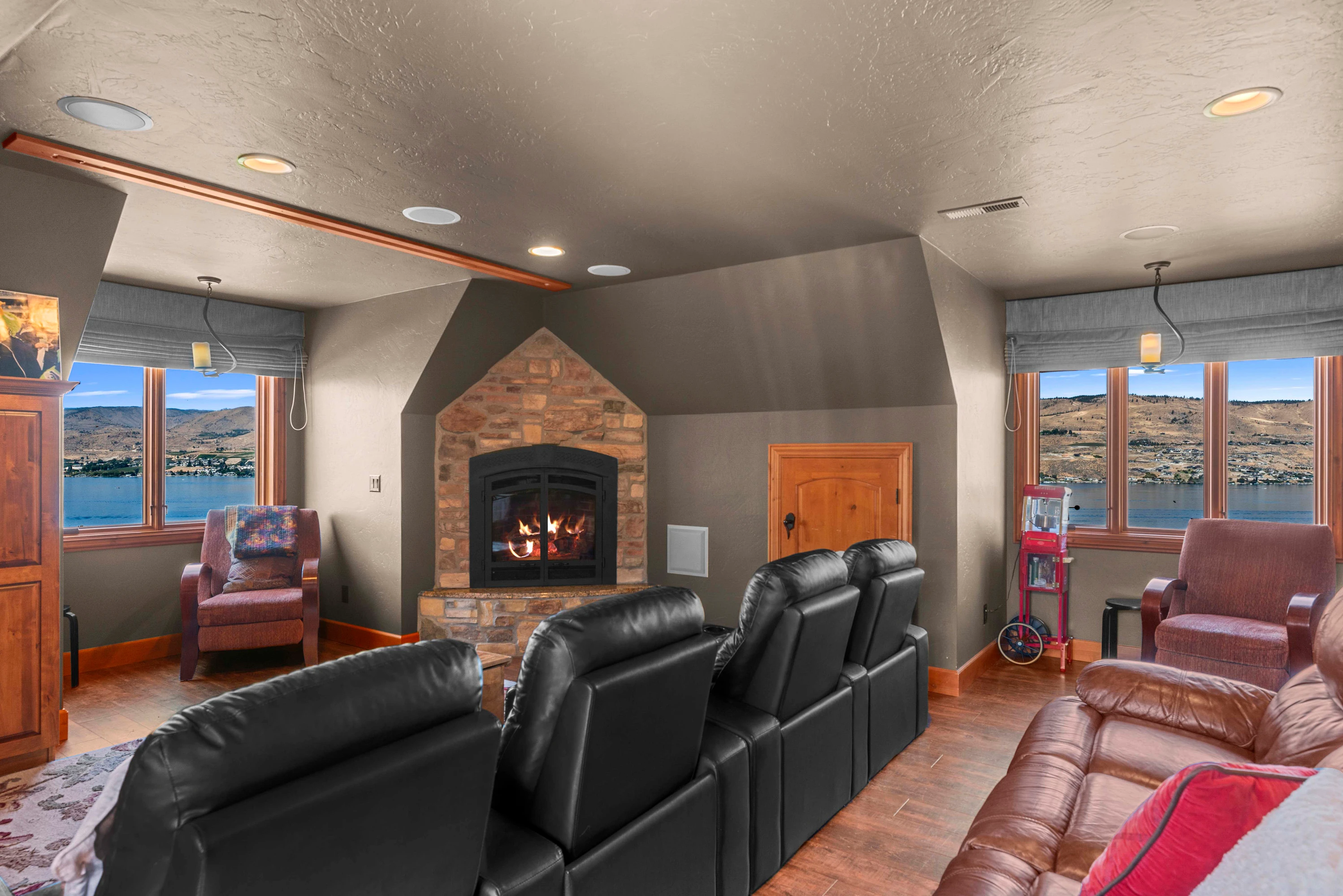 Lake Chelan Winery Empire 25