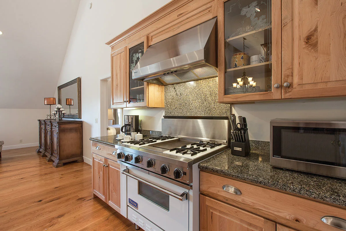 2618 & 2620 Silverado Trail North, Saint Helena, California 94574 - St-Hel-CA22_nowjqu