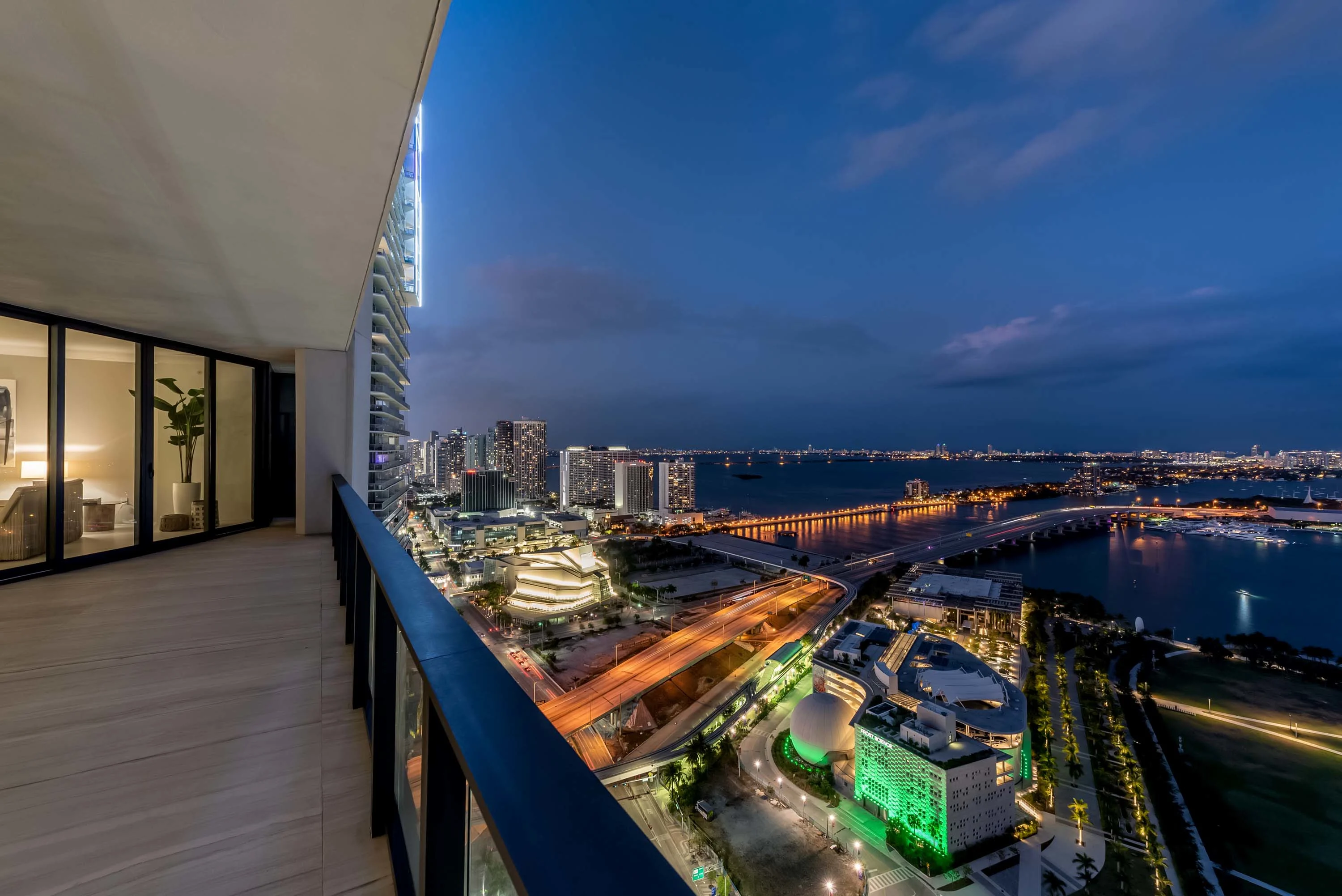 1000 Biscayne Boulevard, Unit 3601, One Thousand Museum, Miami, Florida 33132 - 1000-biscayne-boulevard-unit-3601-miami-florida40_mfs4nj