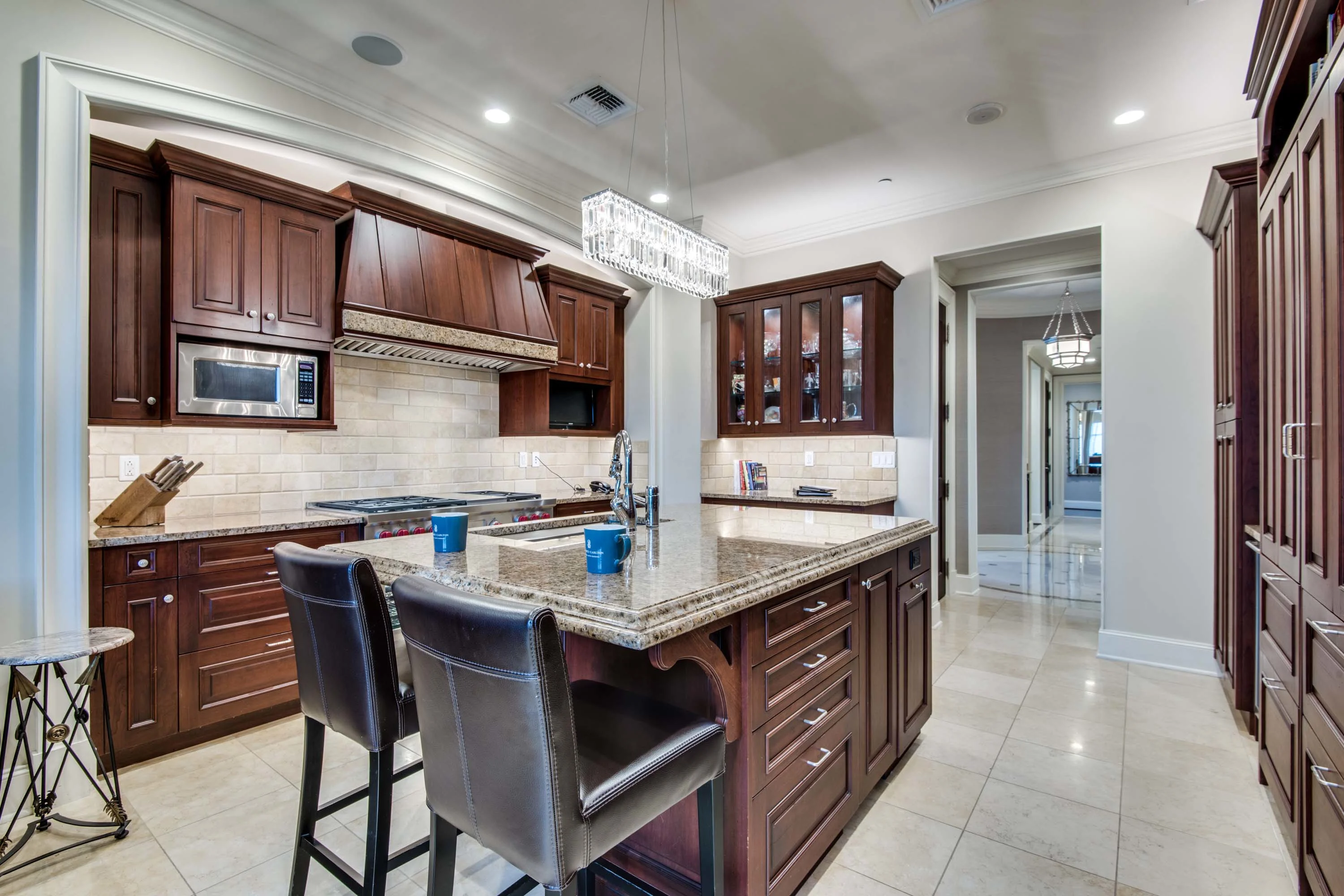 2555 North Pearl Street, #202, Ritz-Carlton Residences, Dallas, Texas 75201 - 2555-north-pearl-street-dallas-texas_13_m3ktr8