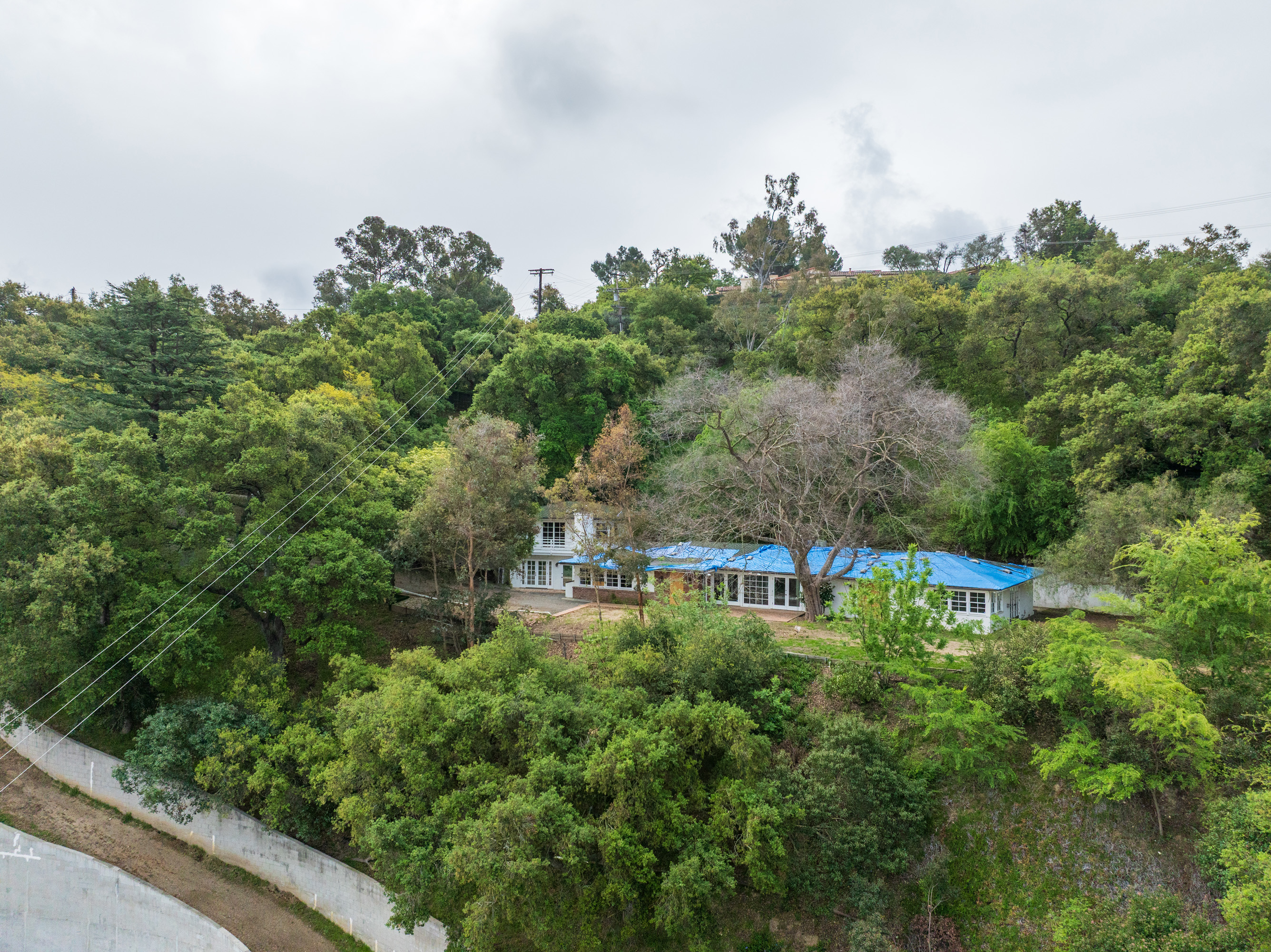 014 13511 Mulholland Dr