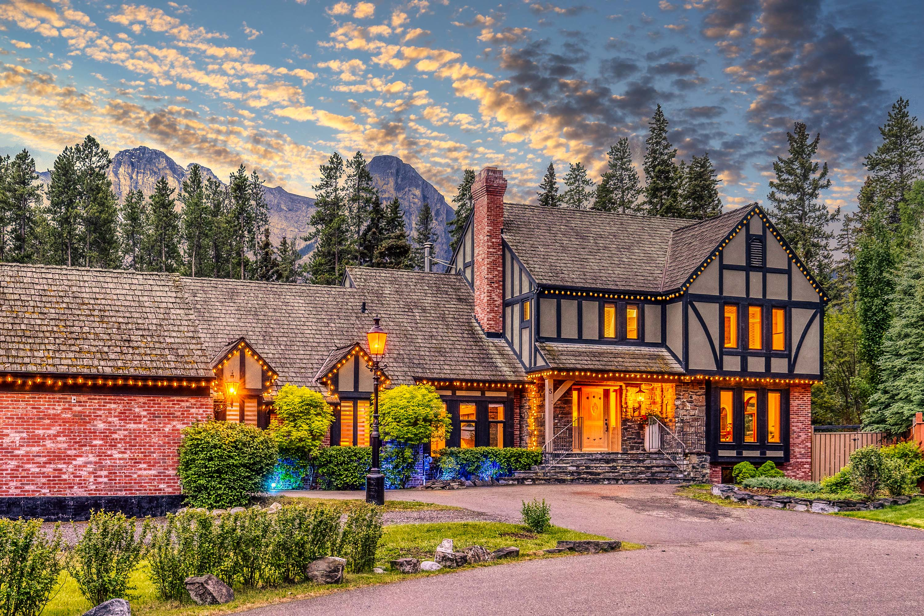 01 5 Woodside Lane, Canmore, Alberta T1W 1T1 - Luxury Real Estate - Concierge Auctions