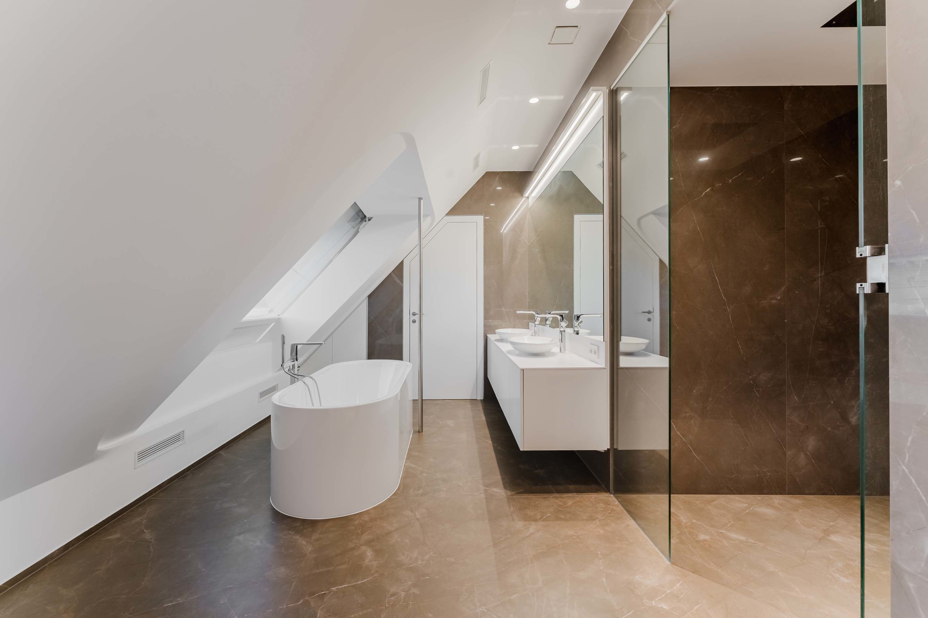 17 ARGOS by Zaha Hadid - Luxury Real Estate - Concierge Auctions