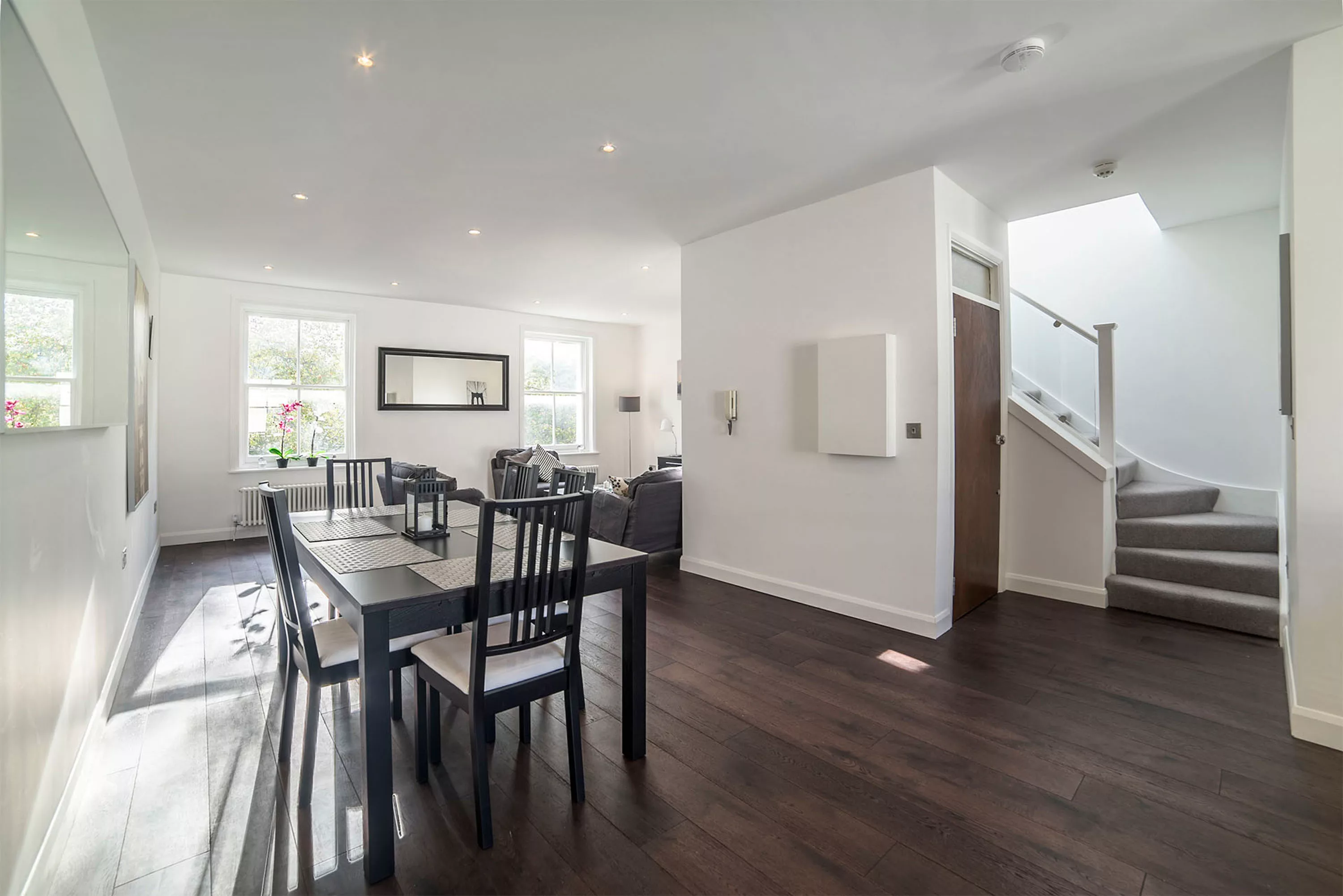 Flat E, 23 Porchester Square, Bayswater, London, England W2 6AN, United Kingdom - porchester-house-06-11-22-53-5353_ikdqcq