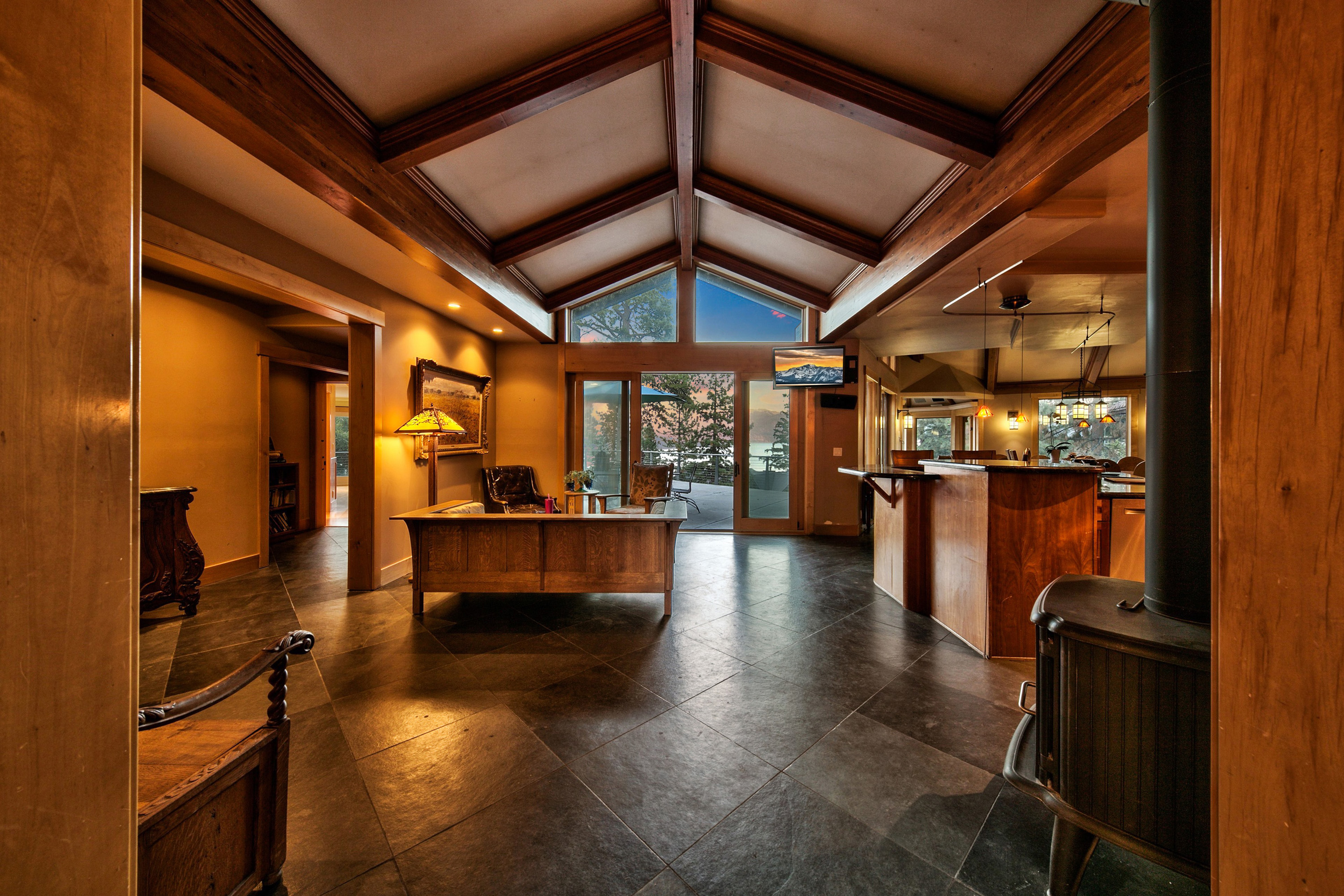 040 20 Cal Neva Drive