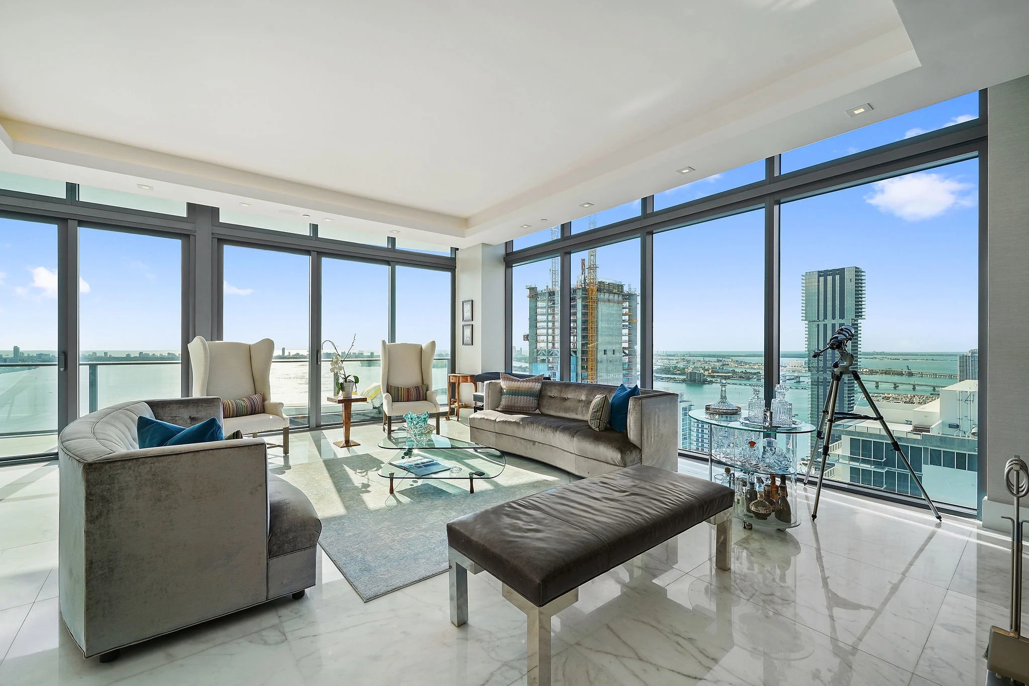 460 NE 28th Street, #4104, Miami, Florida 33137 - 7_-_2__4104_photo_by_MiamiRealEstatePhotographers.com_Neila_Granzoti_Rudden_rbwy8v