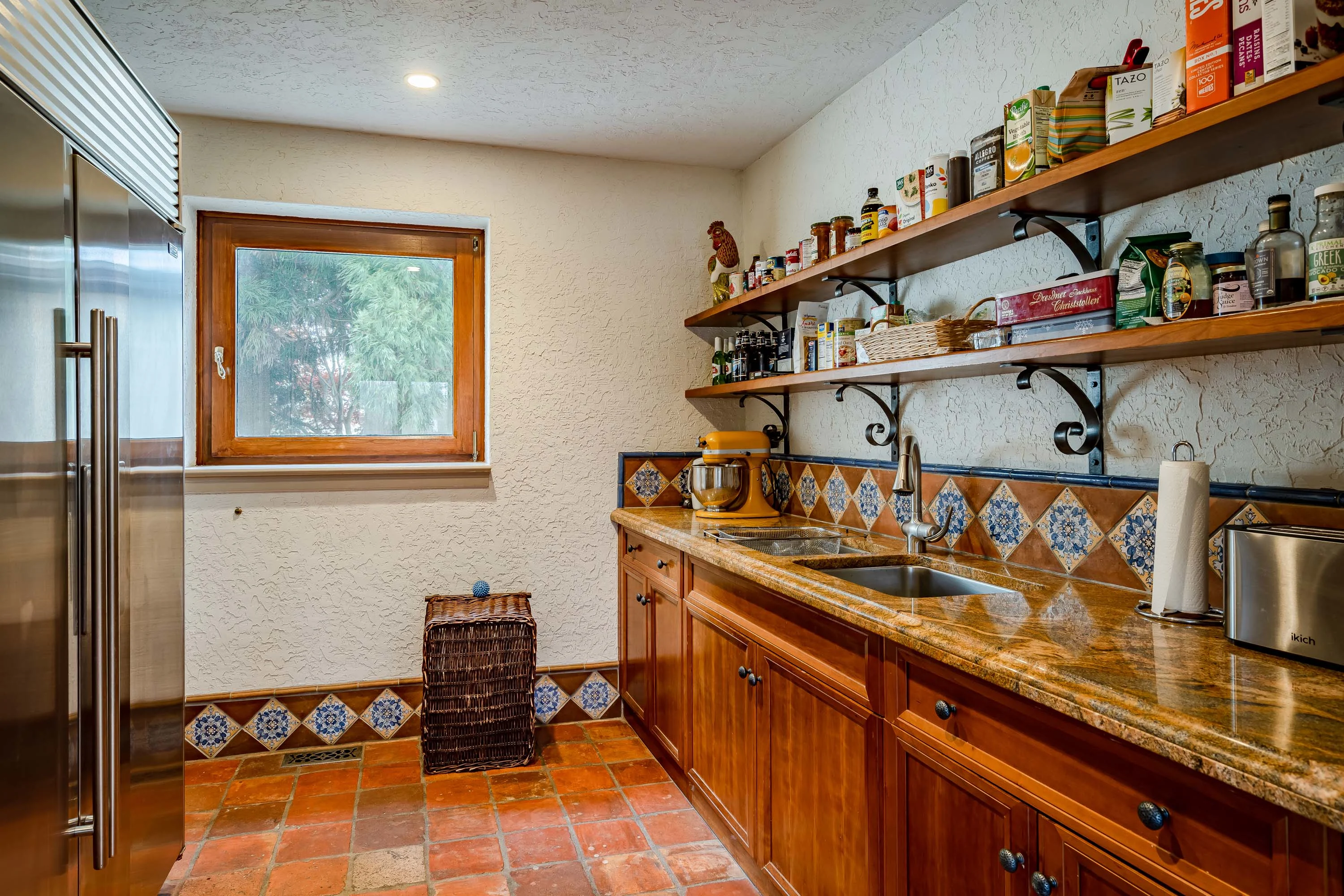 100 Springhouse Lane, Near Philadelphia, Pennsylvania 19073  - 100-springhouse-lane-newtown-square-pennsylvania18_pkaz7f