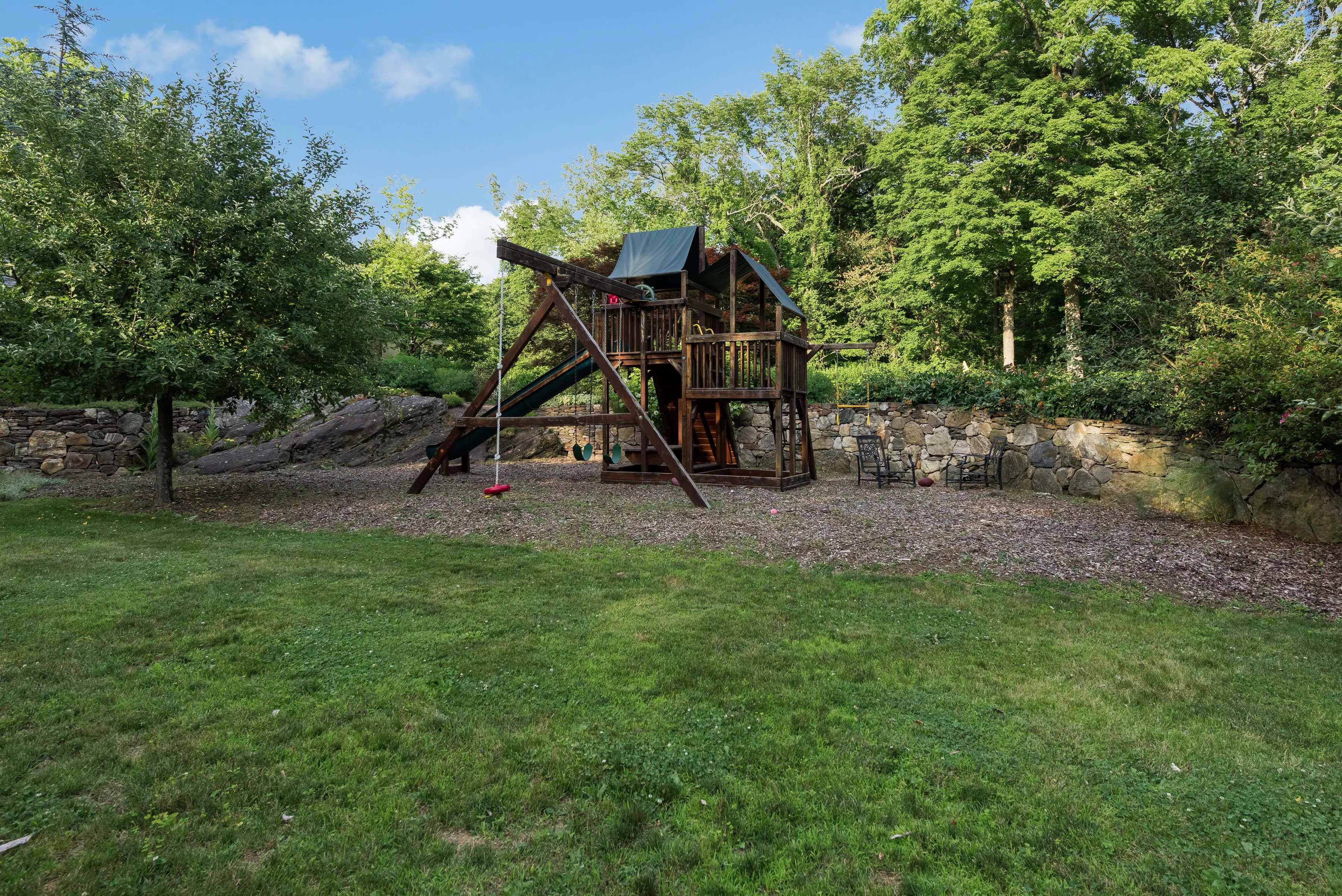 189 Beaver Dam Road, Katonah, New York 10536 - 189-beaver-dam-road-katonah-ny33_eur0et