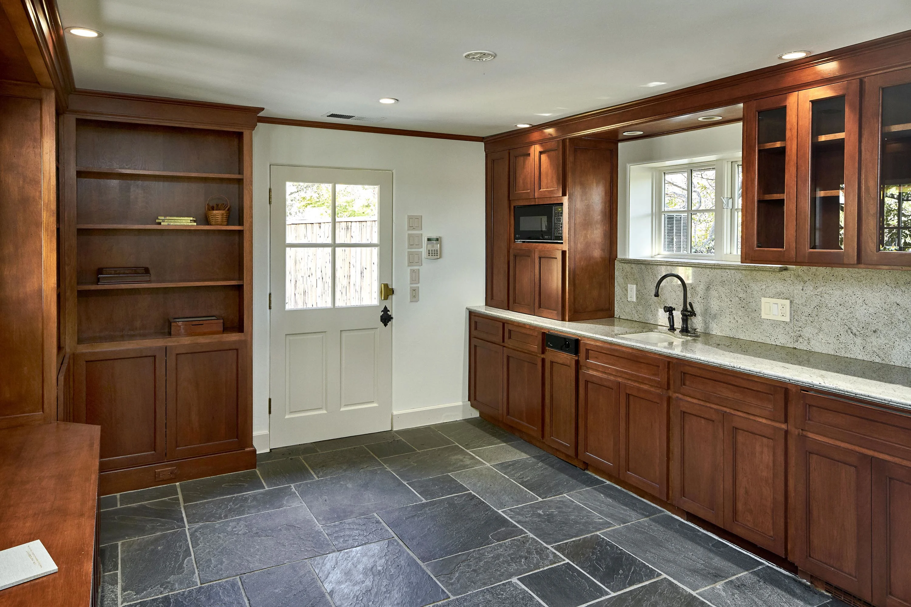 690 Loyola Drive, Silicon Valley, California 94024 - 690-loyola-drive-los-altos-hills-california22_fc0pfl