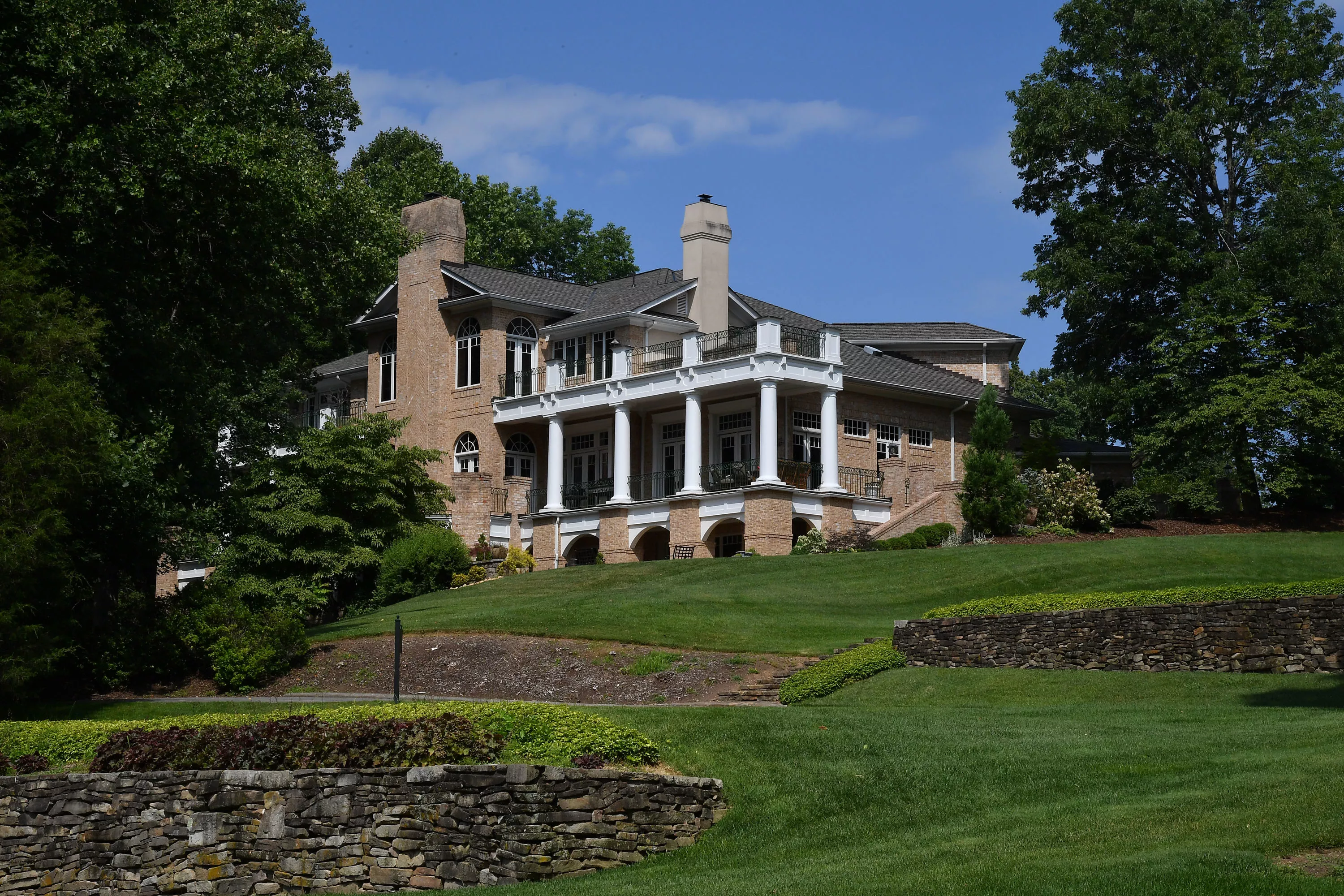 14914 Springview Ridge, Bristol, Virginia 24202 - 14914-springview-ridge-bristol-va-26-30-04-02-022_oij37p