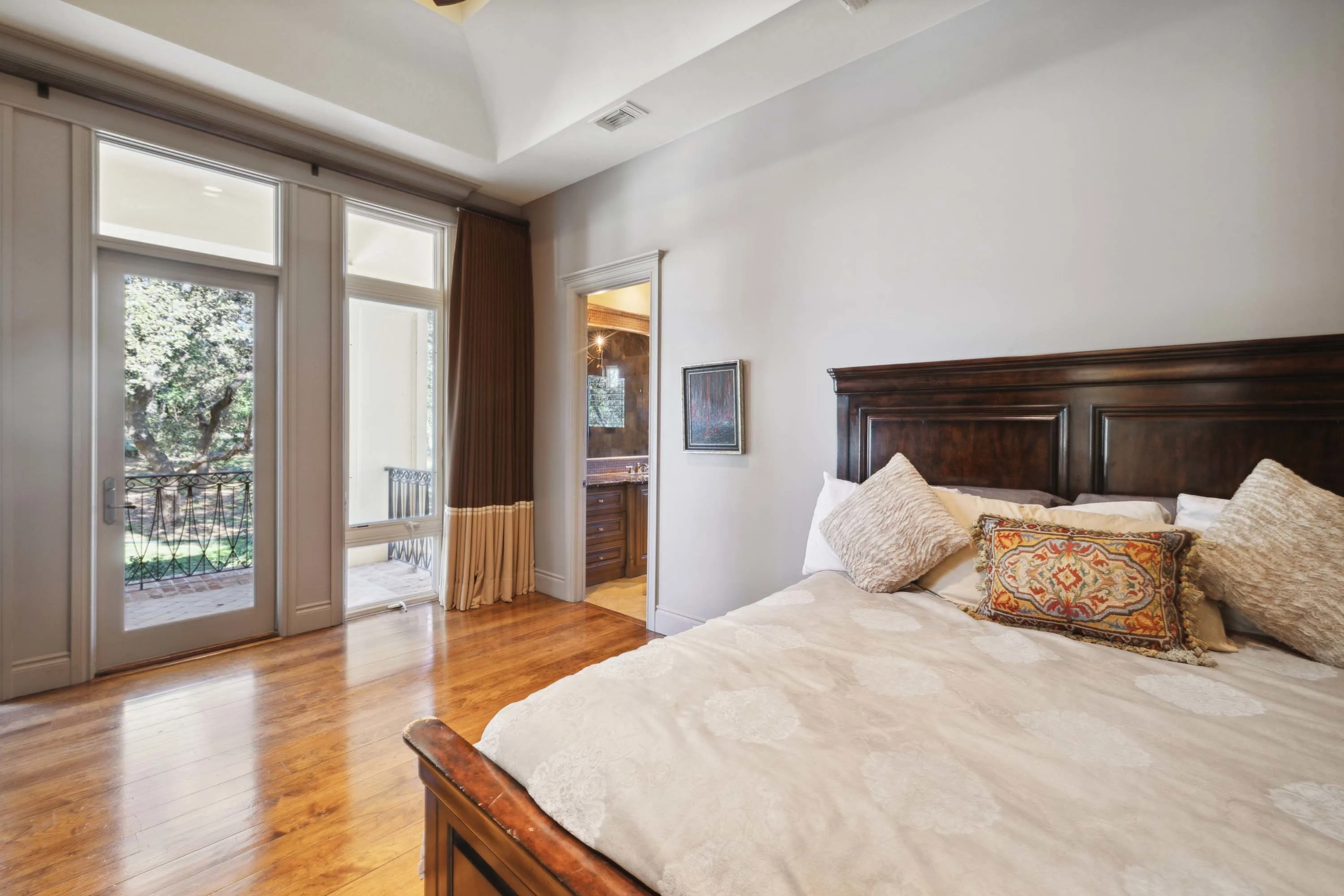 136 S Tower Drive, Hill Country Village, San Antonio Area, Texas 78232 - 48_136_S_Tower_cbmdby